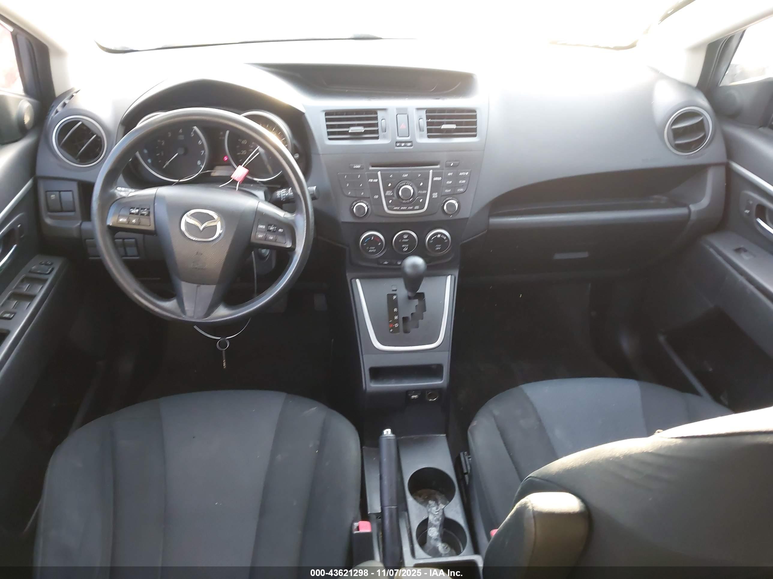 MAZDA MAZDA5 image 5