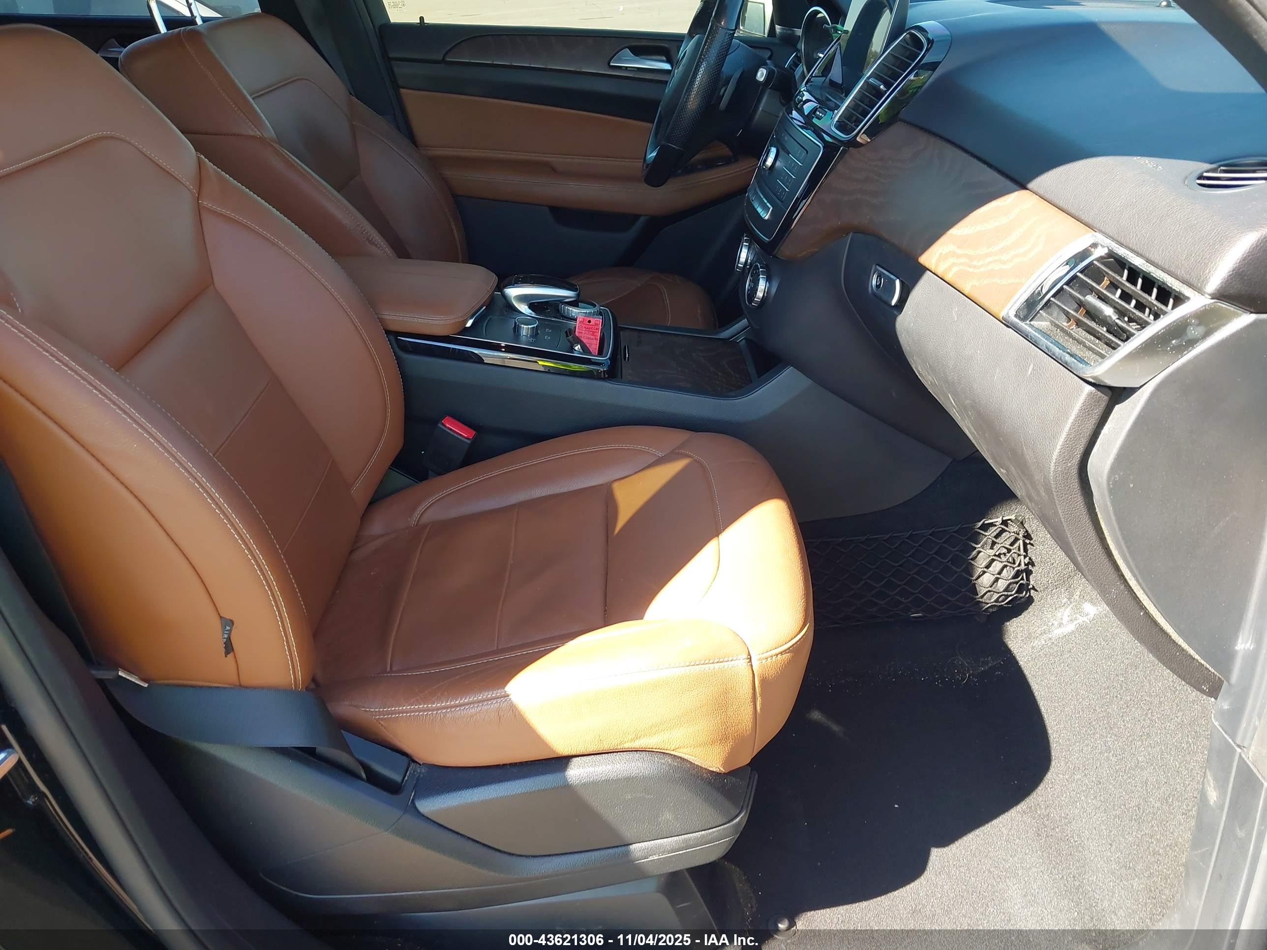 MERCEDES-BENZ GLE image 5