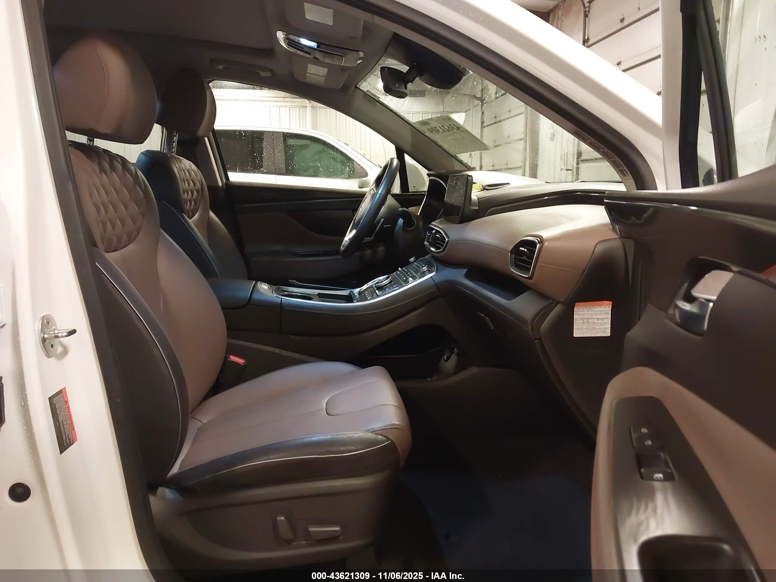 HYUNDAI SANTA image 5