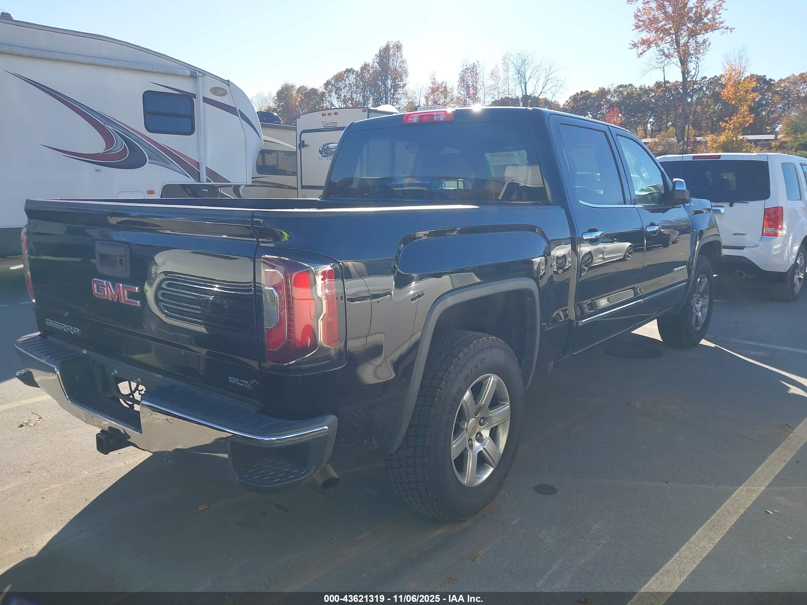 GMC SIERRA image 4