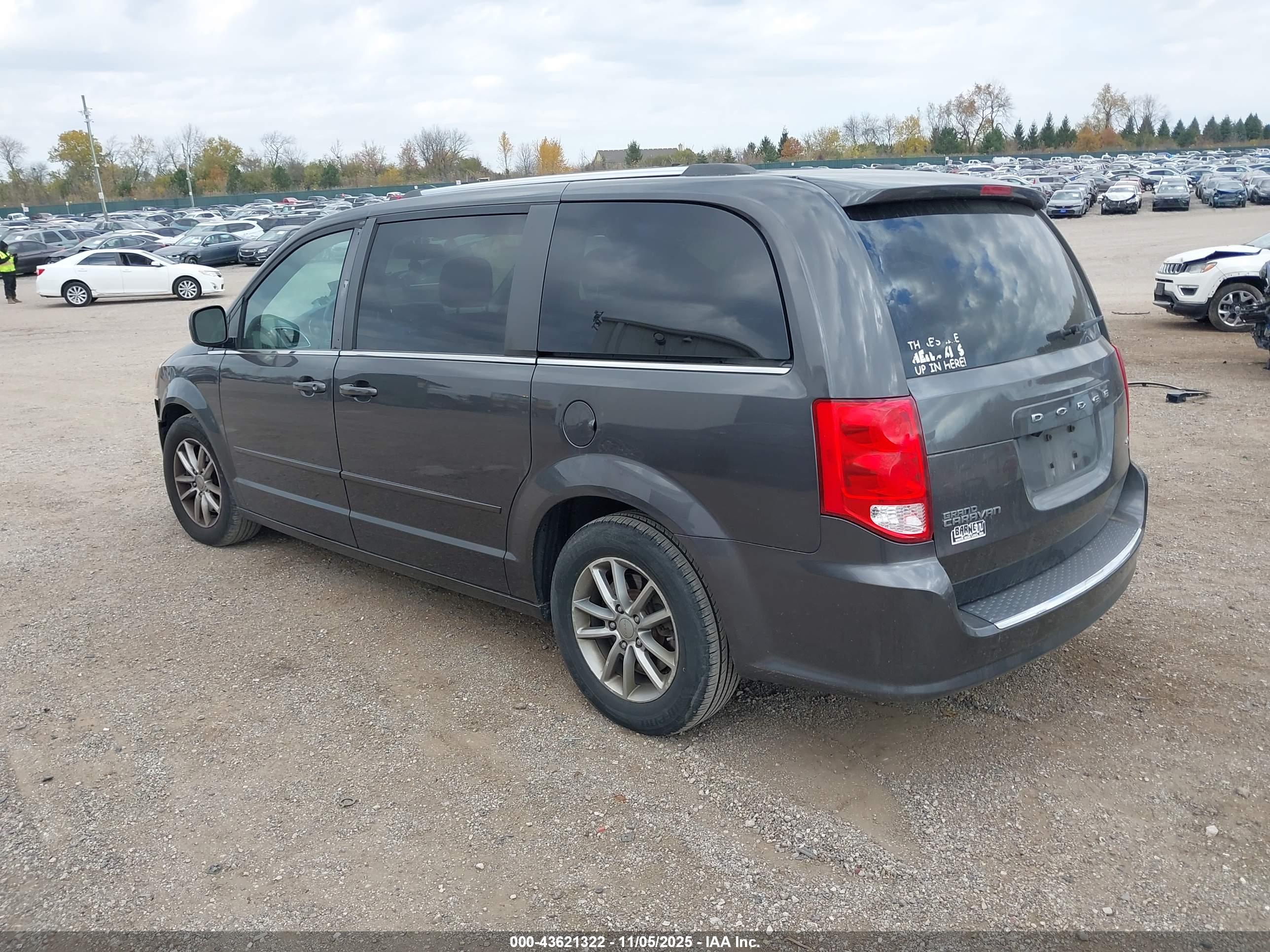 DODGE GRAND image 3