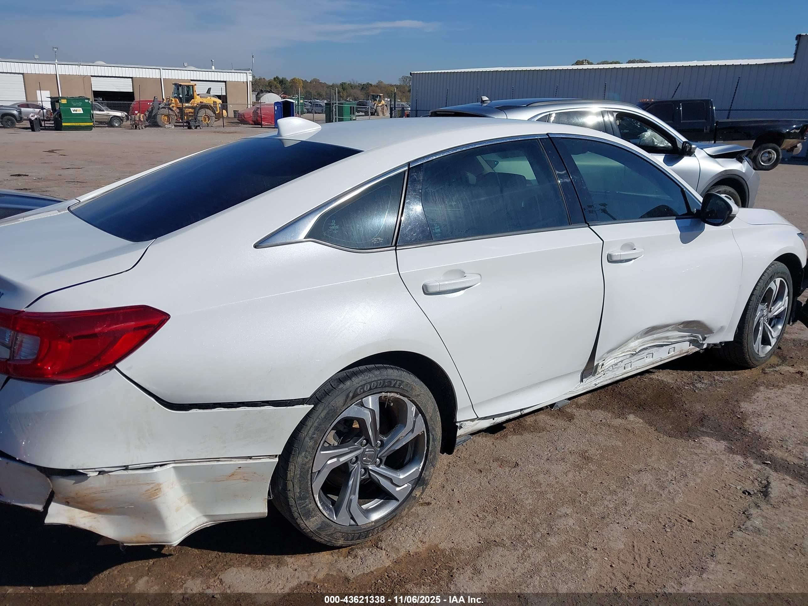 HONDA ACCORD image 6