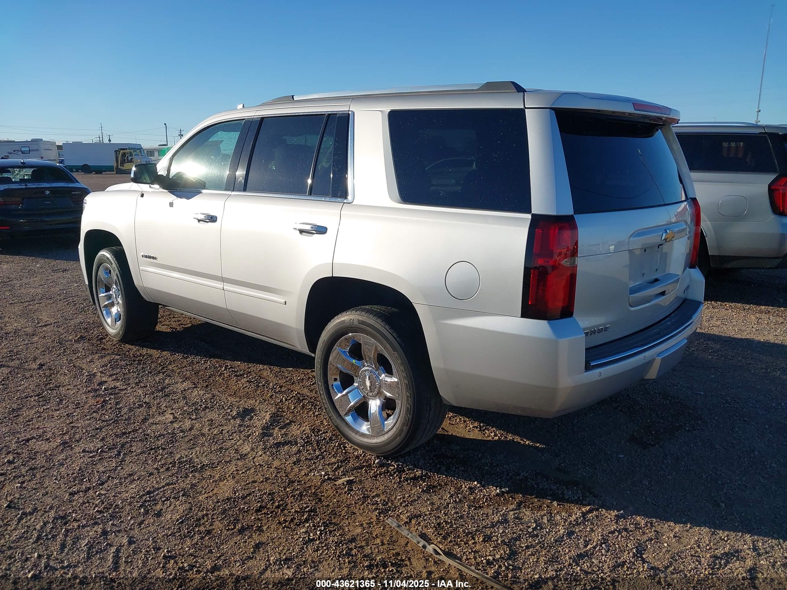 CHEVROLET TAHOE image 3