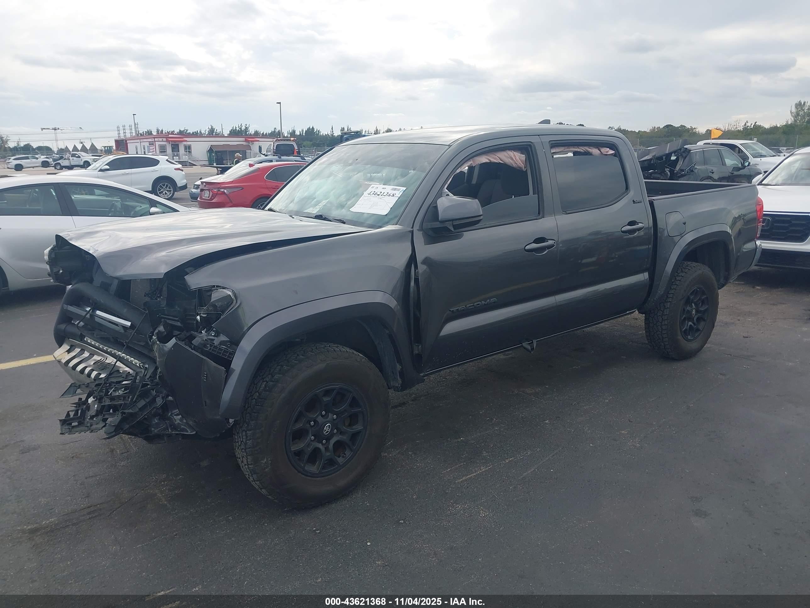 TOYOTA TACOMA image 2