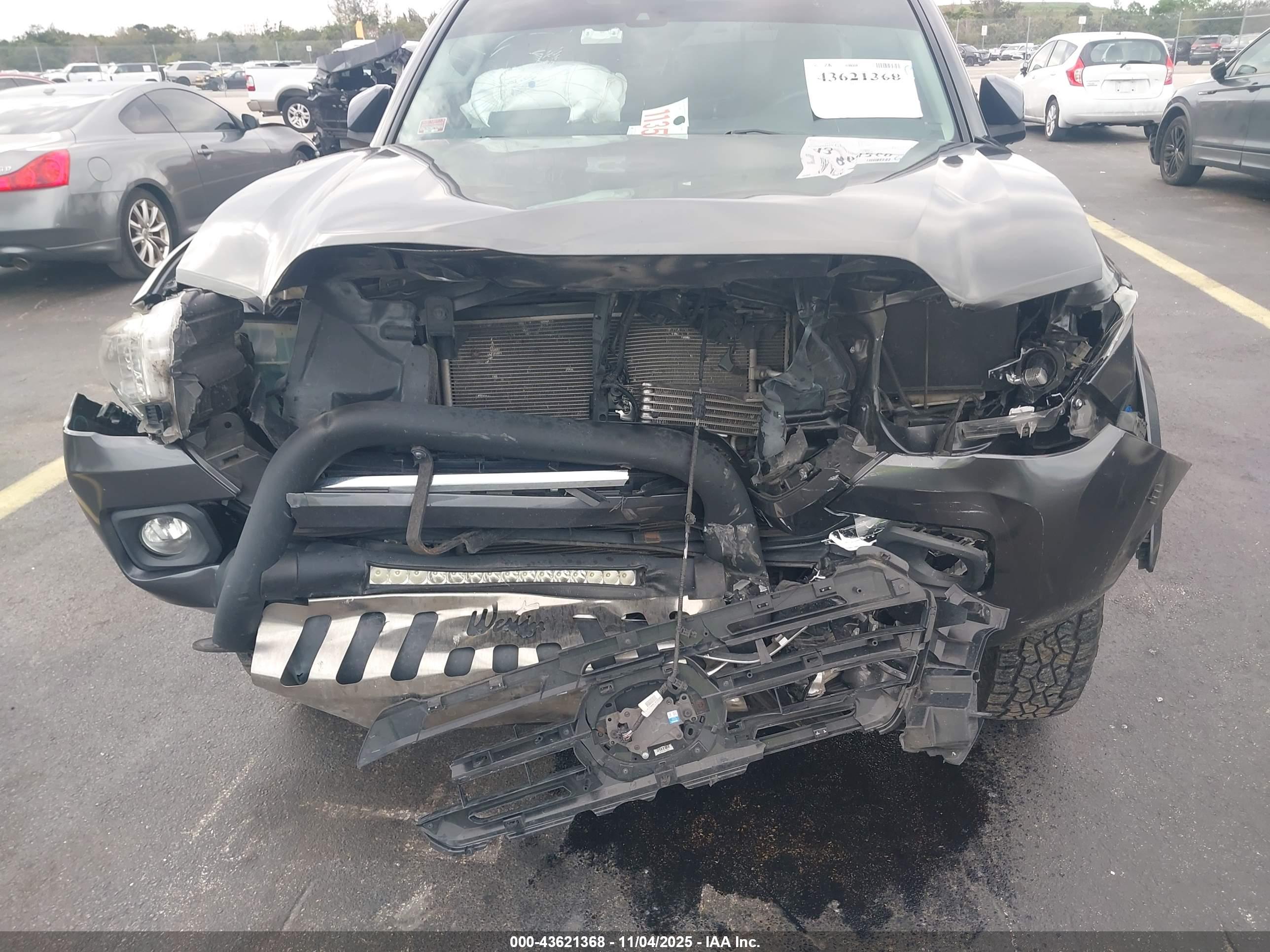 TOYOTA TACOMA image 6