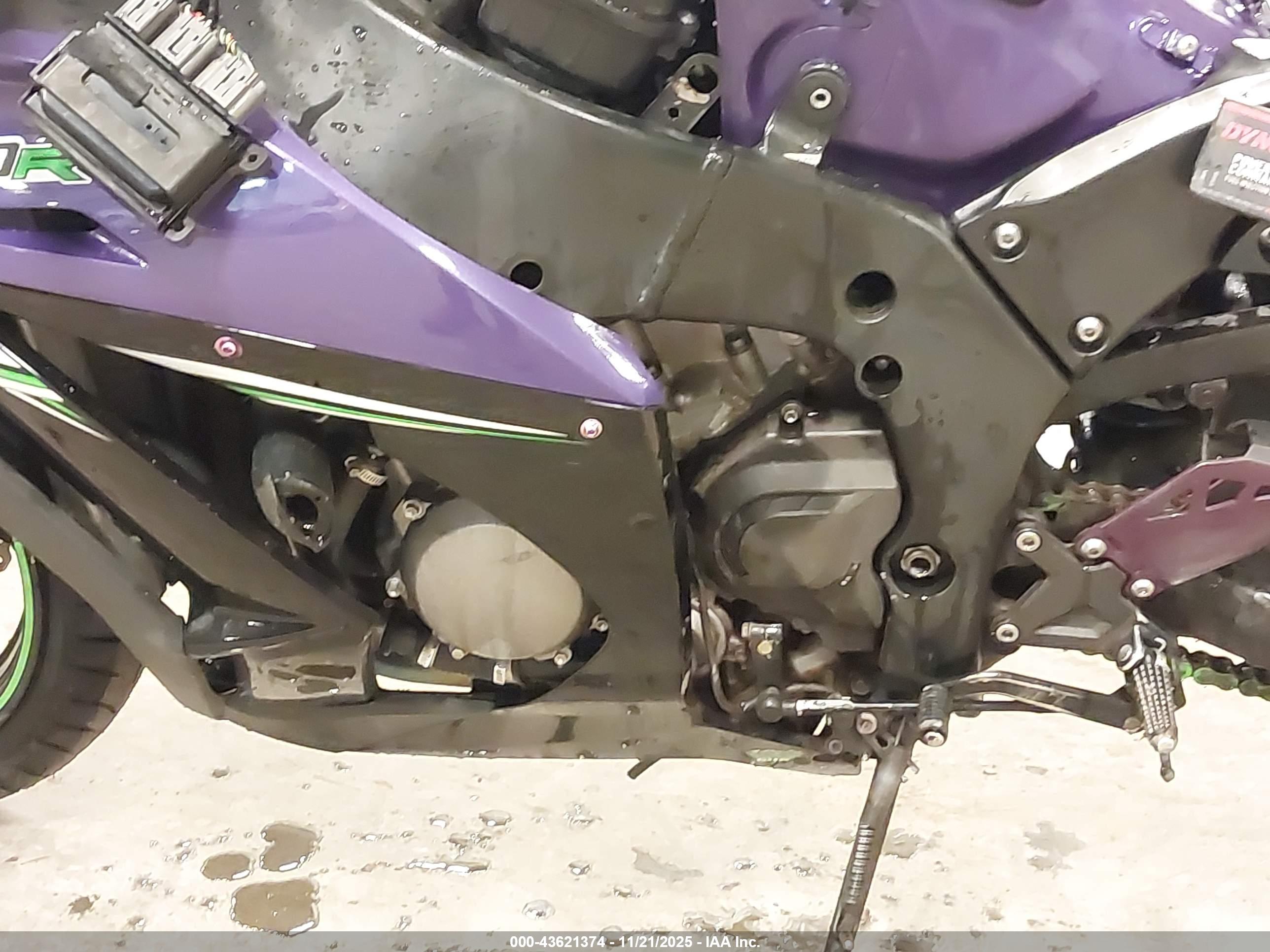 KAWASAKI ZX1000 image 9