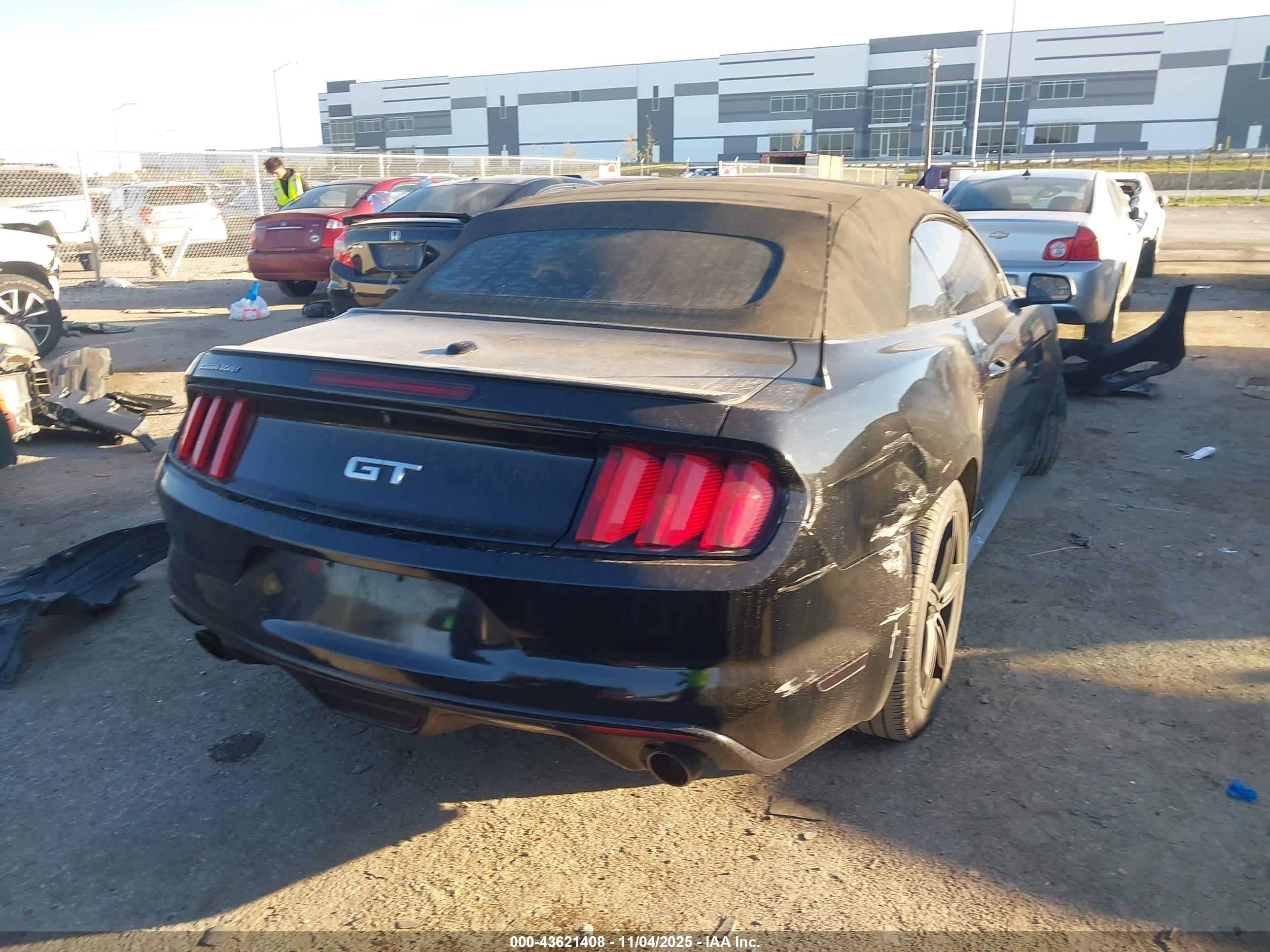 FORD MUSTANG image 4