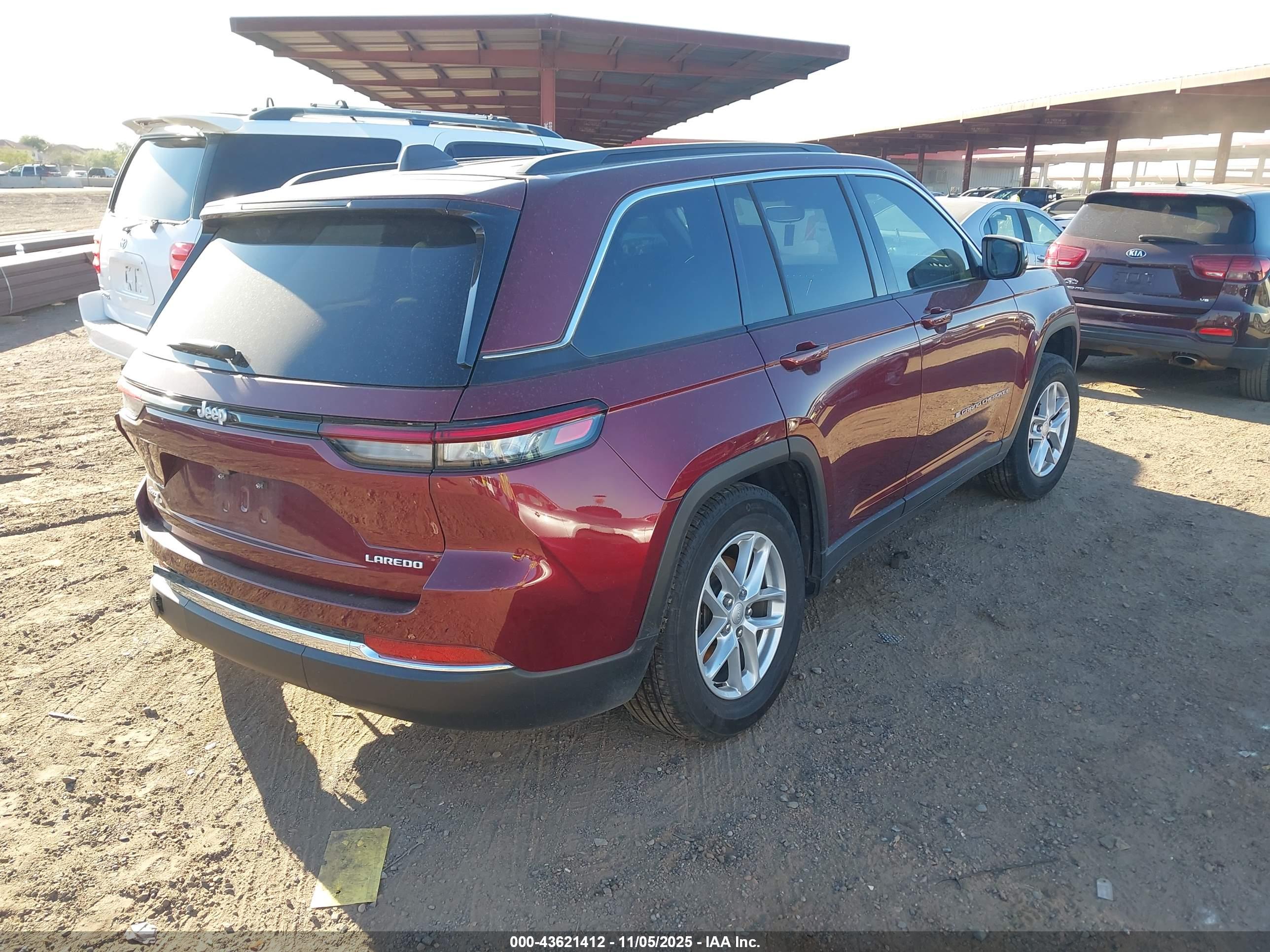 JEEP GRAND image 4