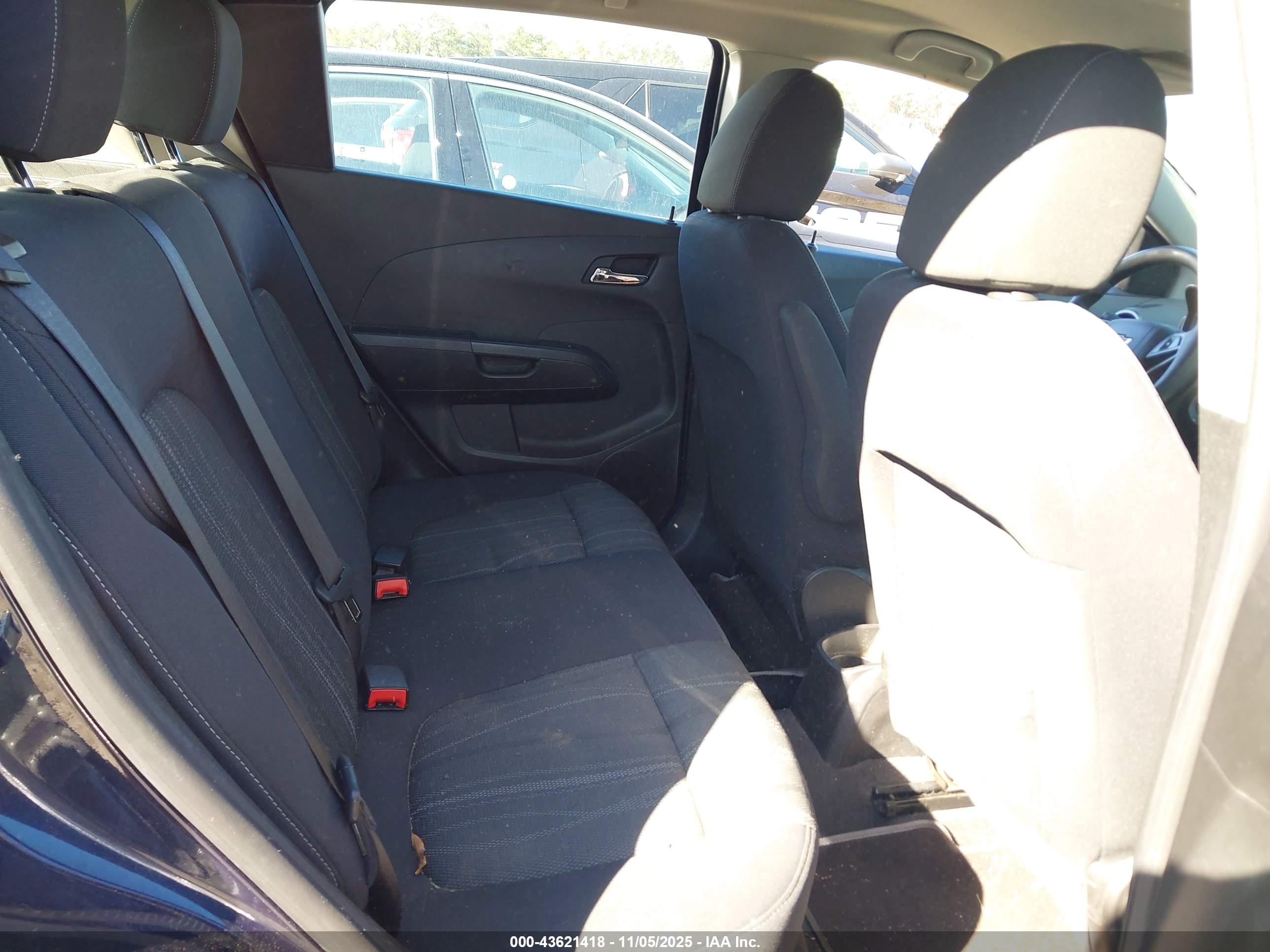 CHEVROLET SONIC image 8
