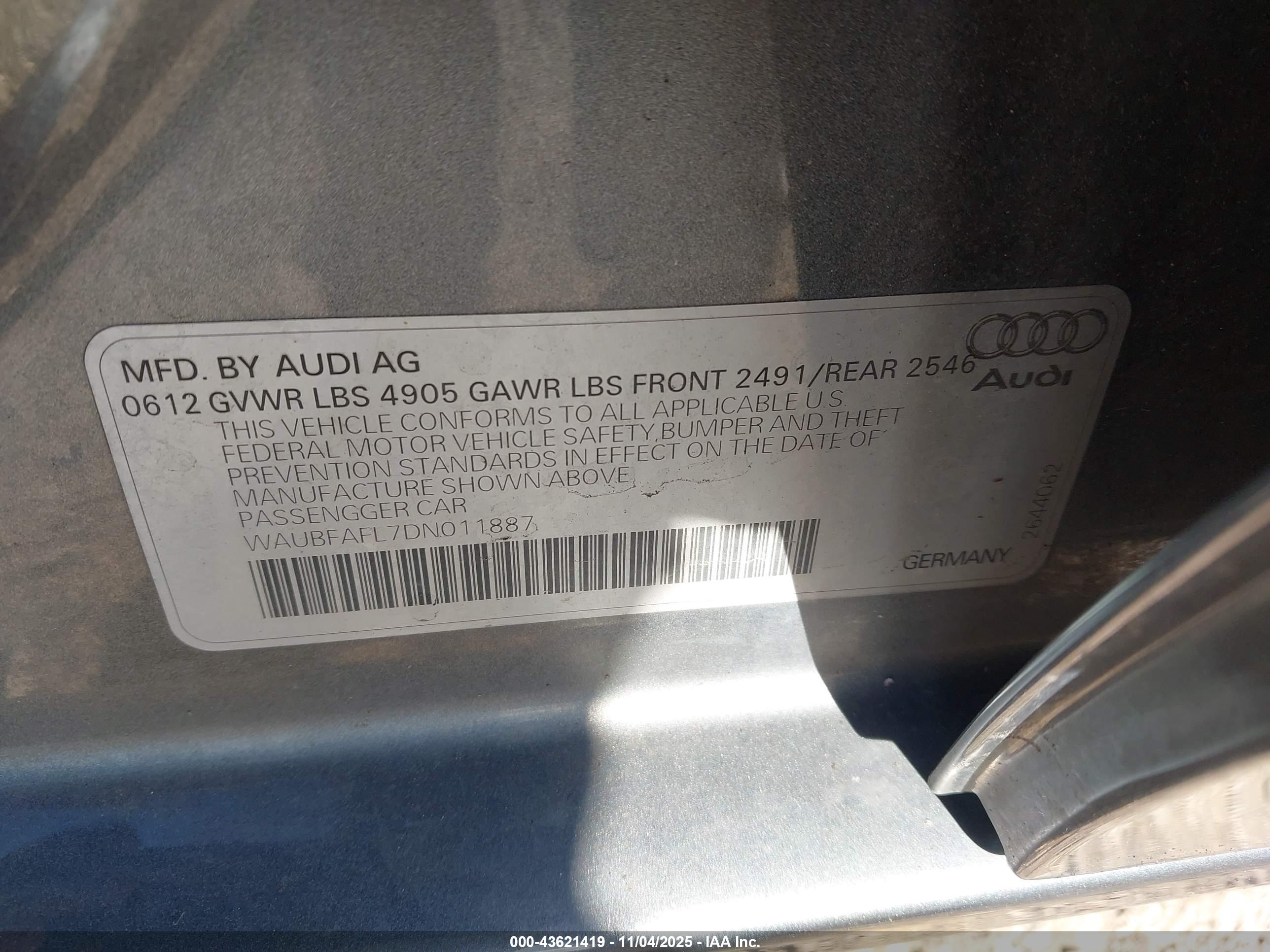 AUDI A4 image 9