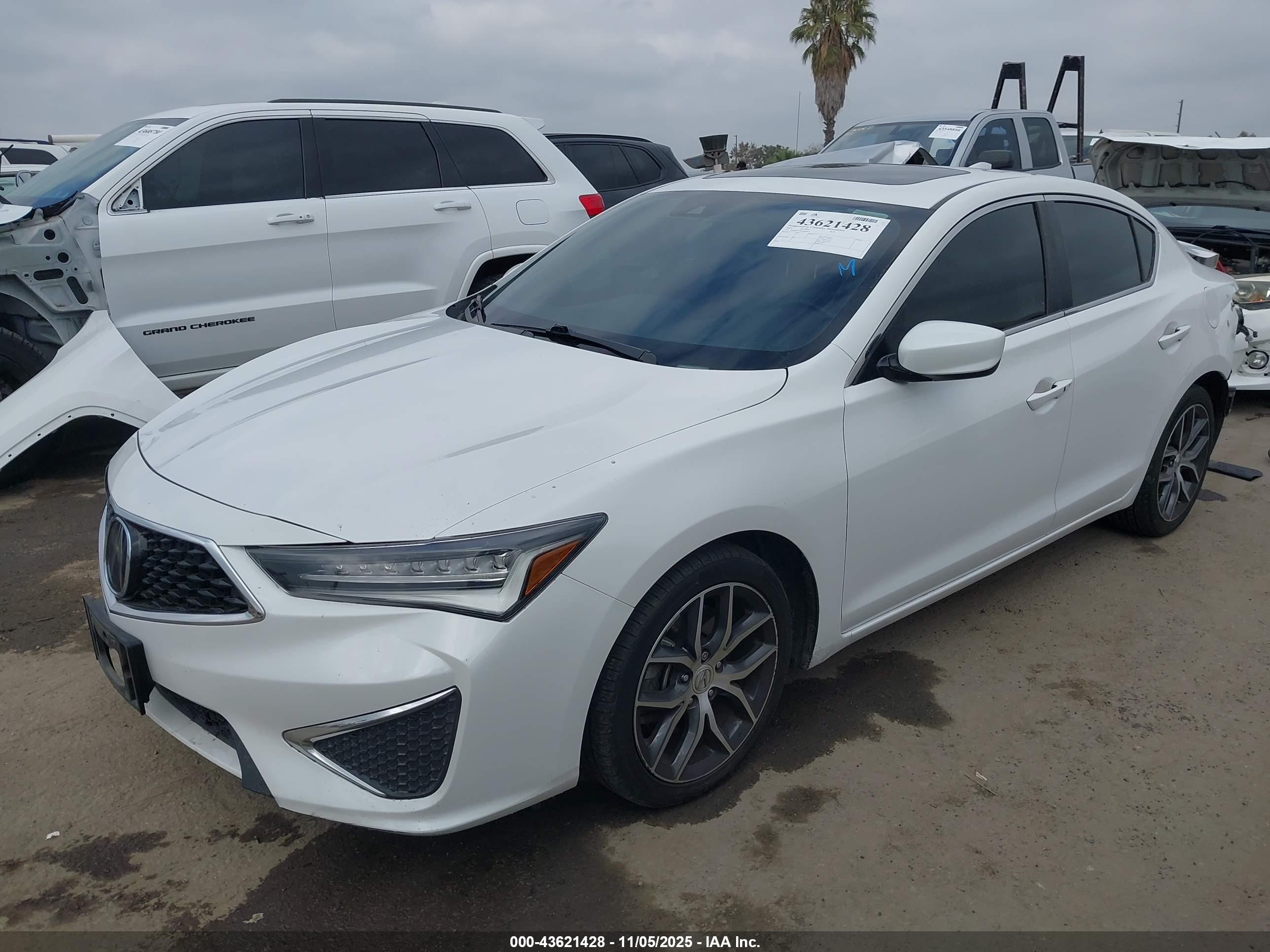 ACURA ILX image 2