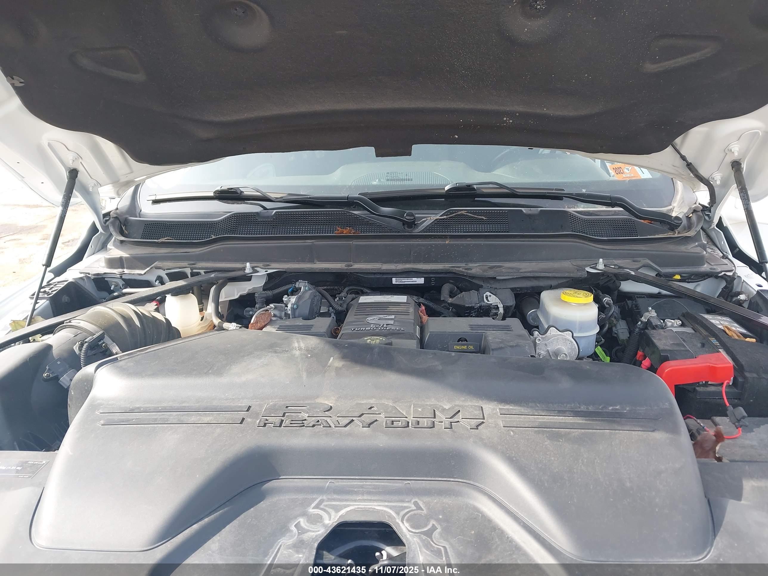 RAM 2500 image 10