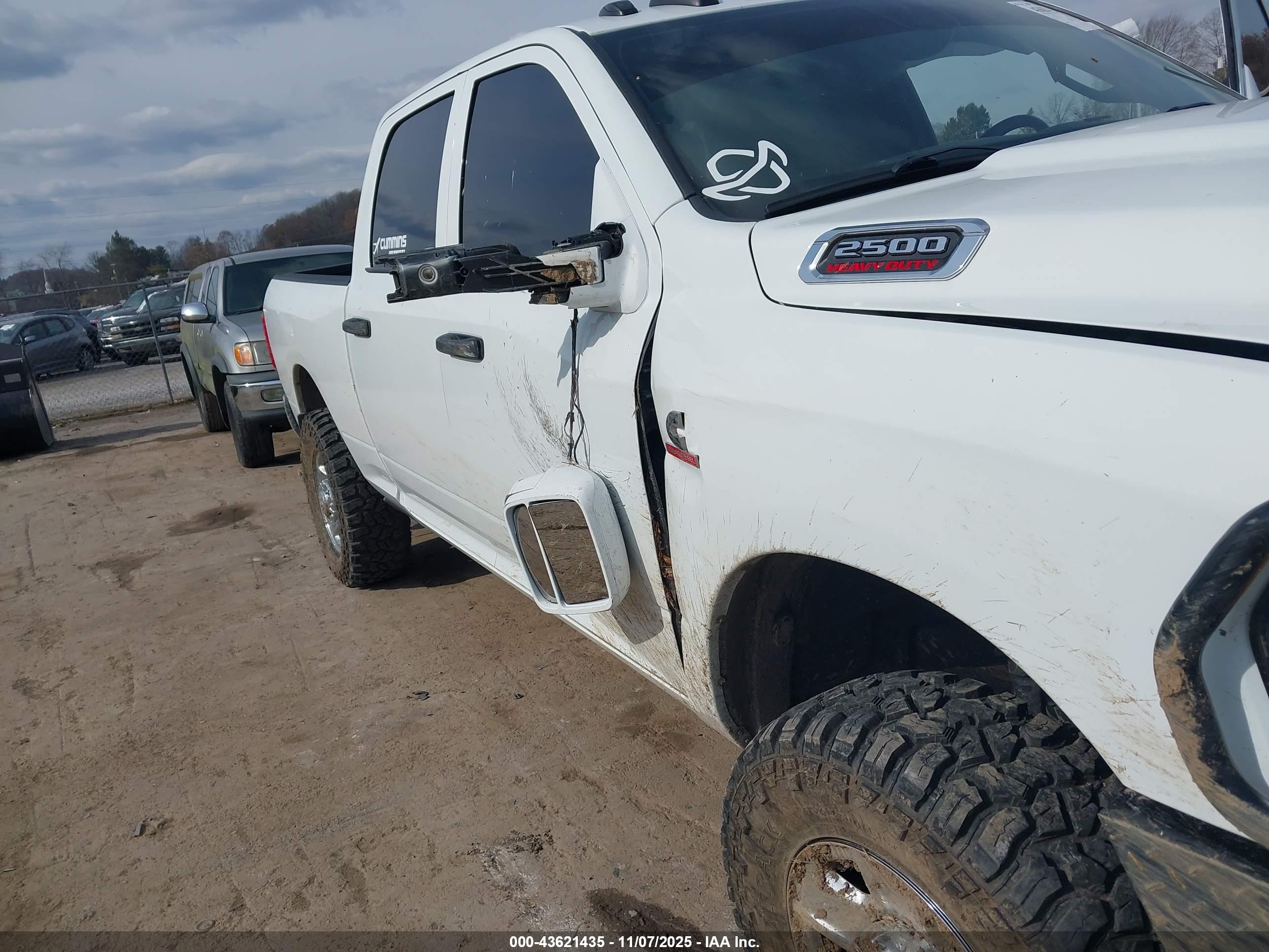 RAM 2500 image 6