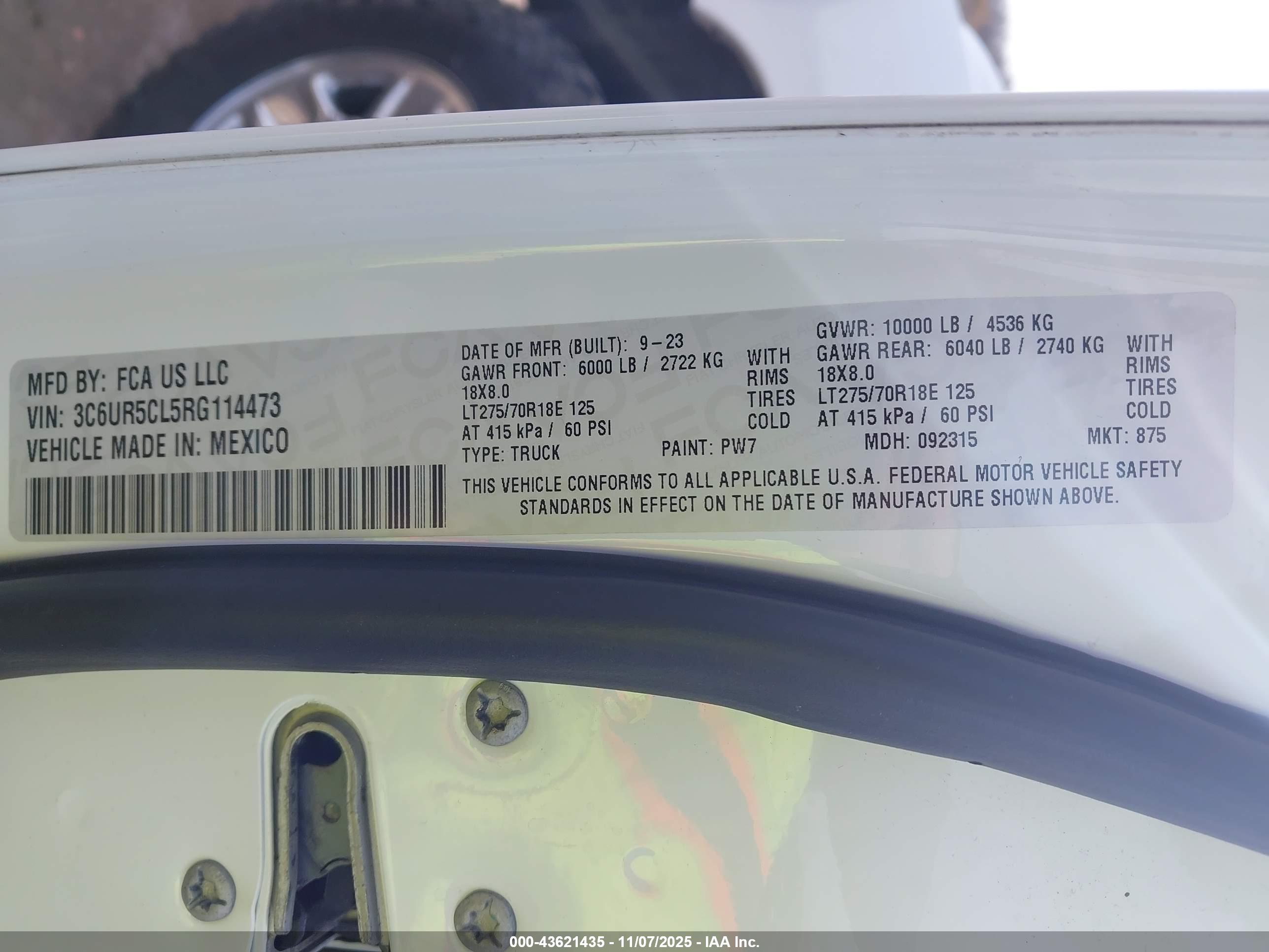 RAM 2500 image 9