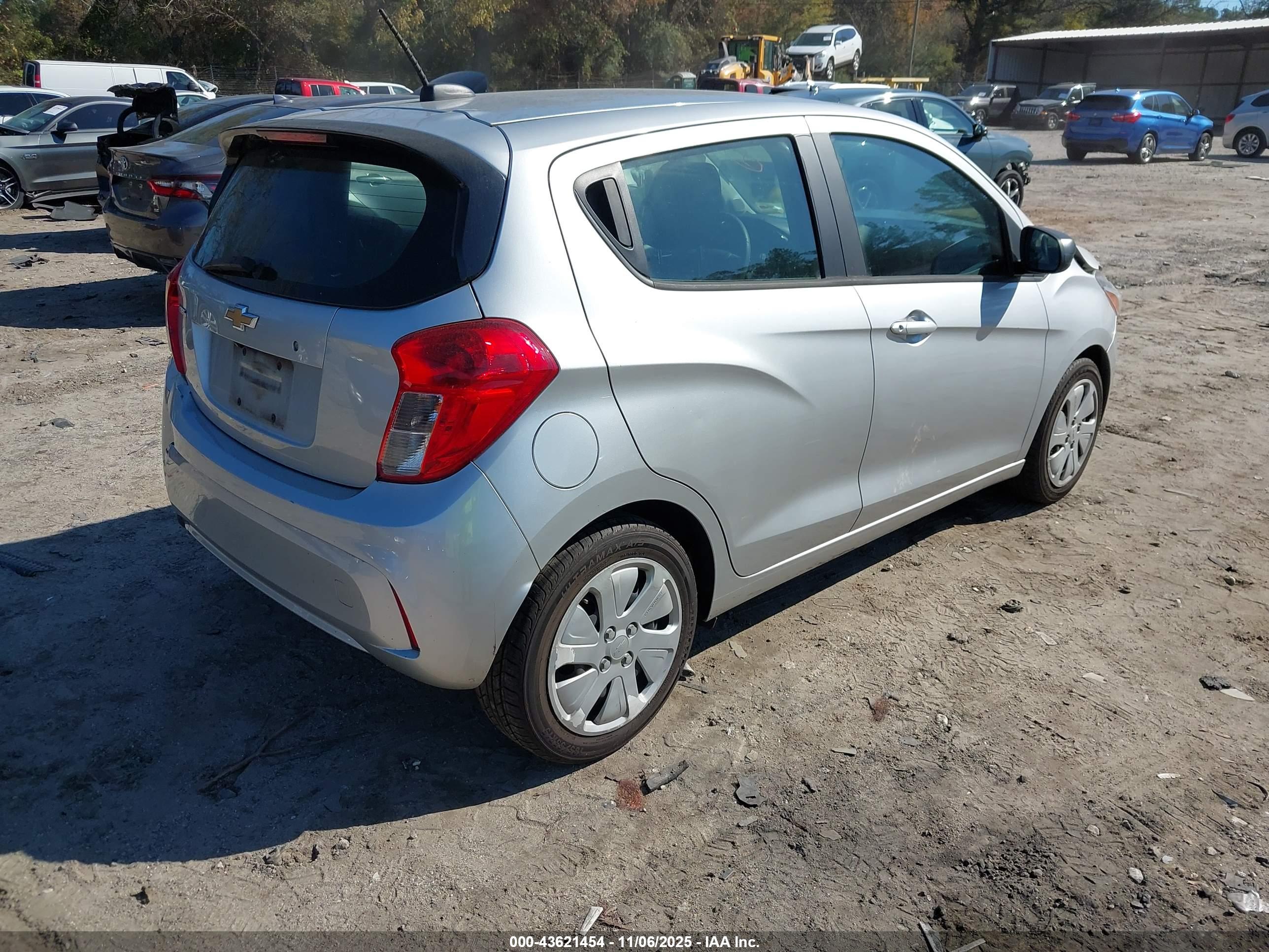 CHEVROLET SPARK image 4