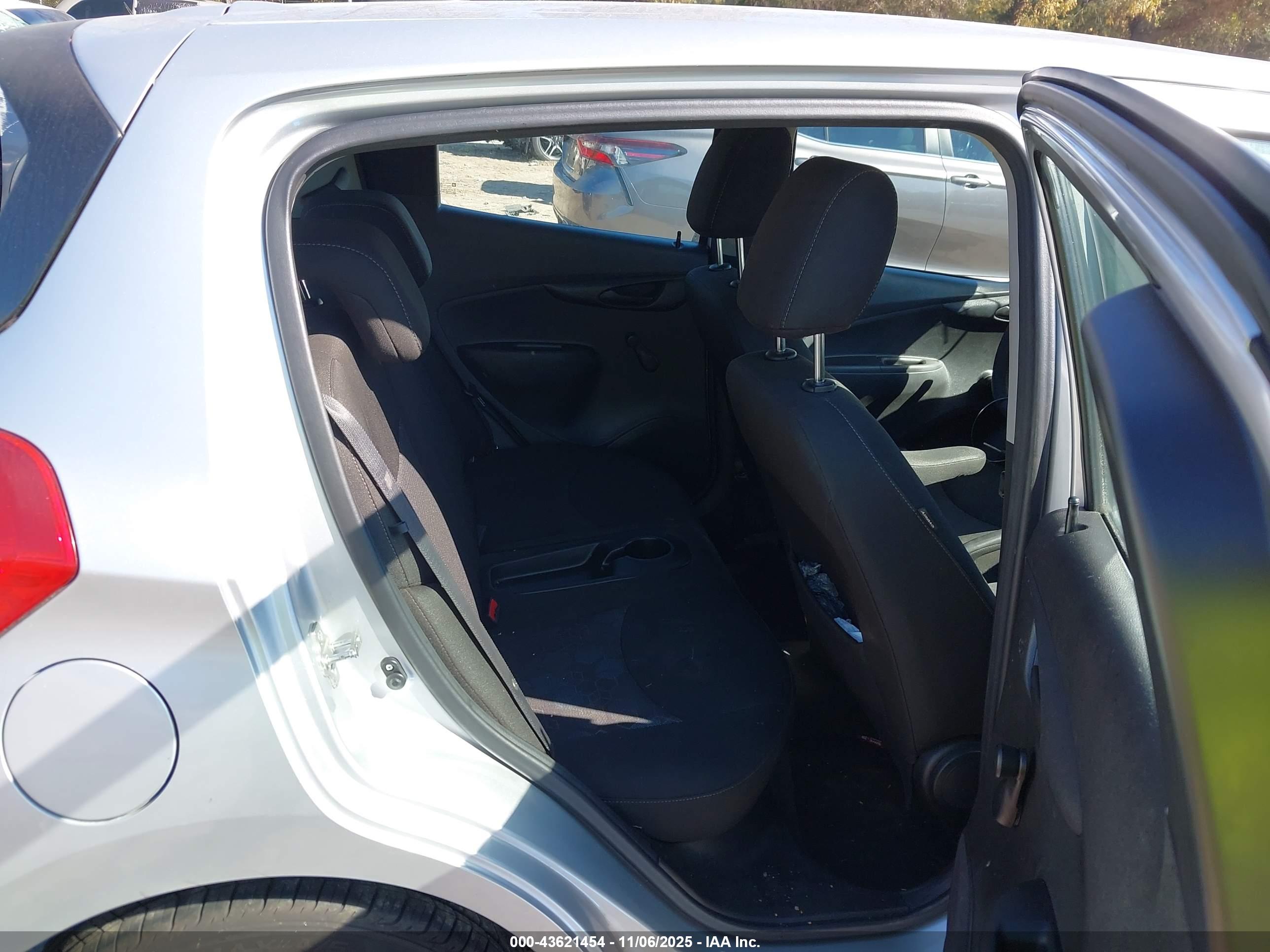 CHEVROLET SPARK image 8