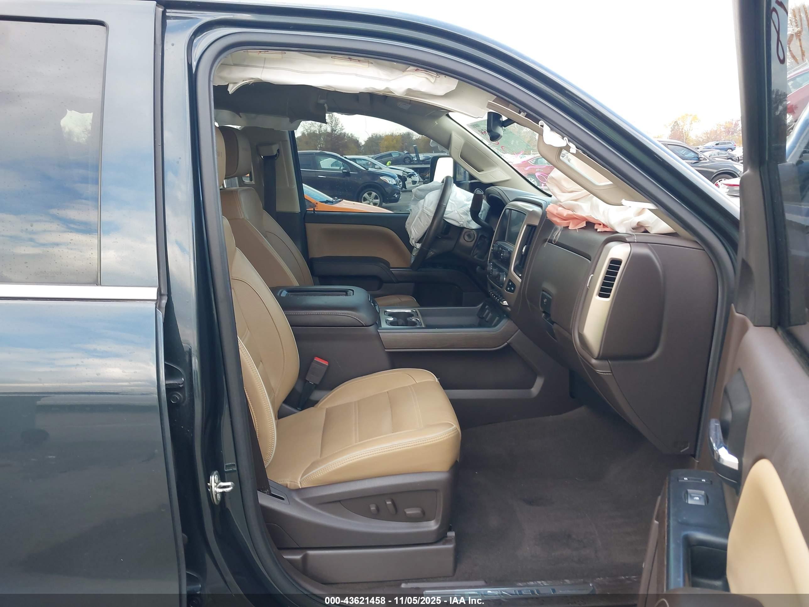 GMC SIERRA image 5