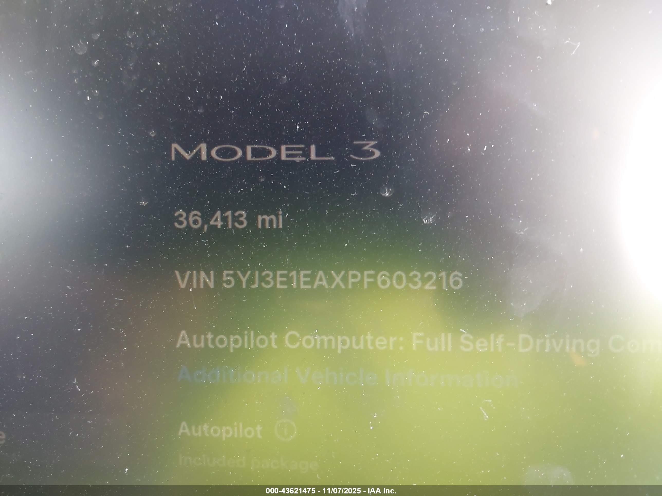 TESLA MODEL image 7