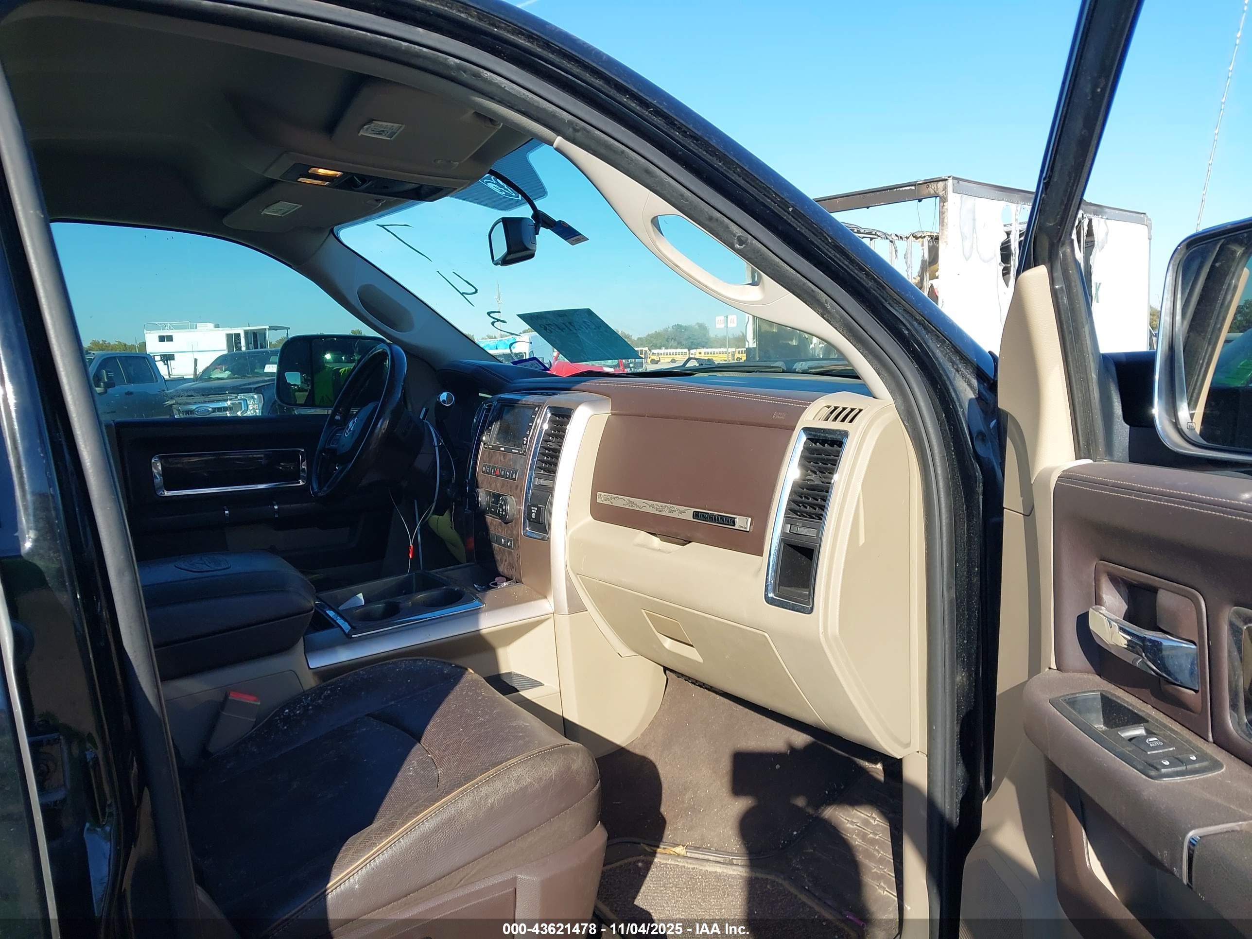 RAM 2500 image 5