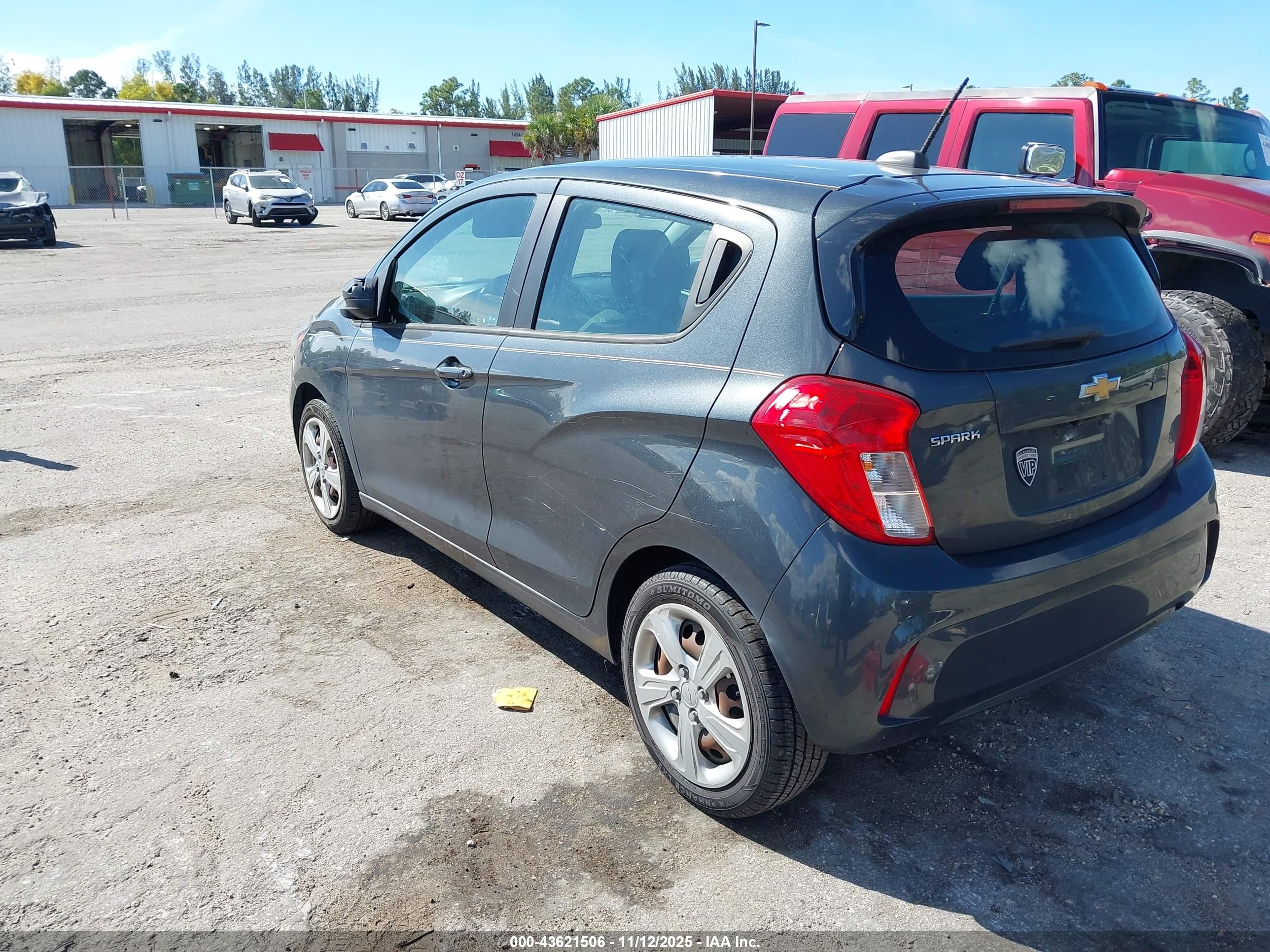 CHEVROLET SPARK image 3