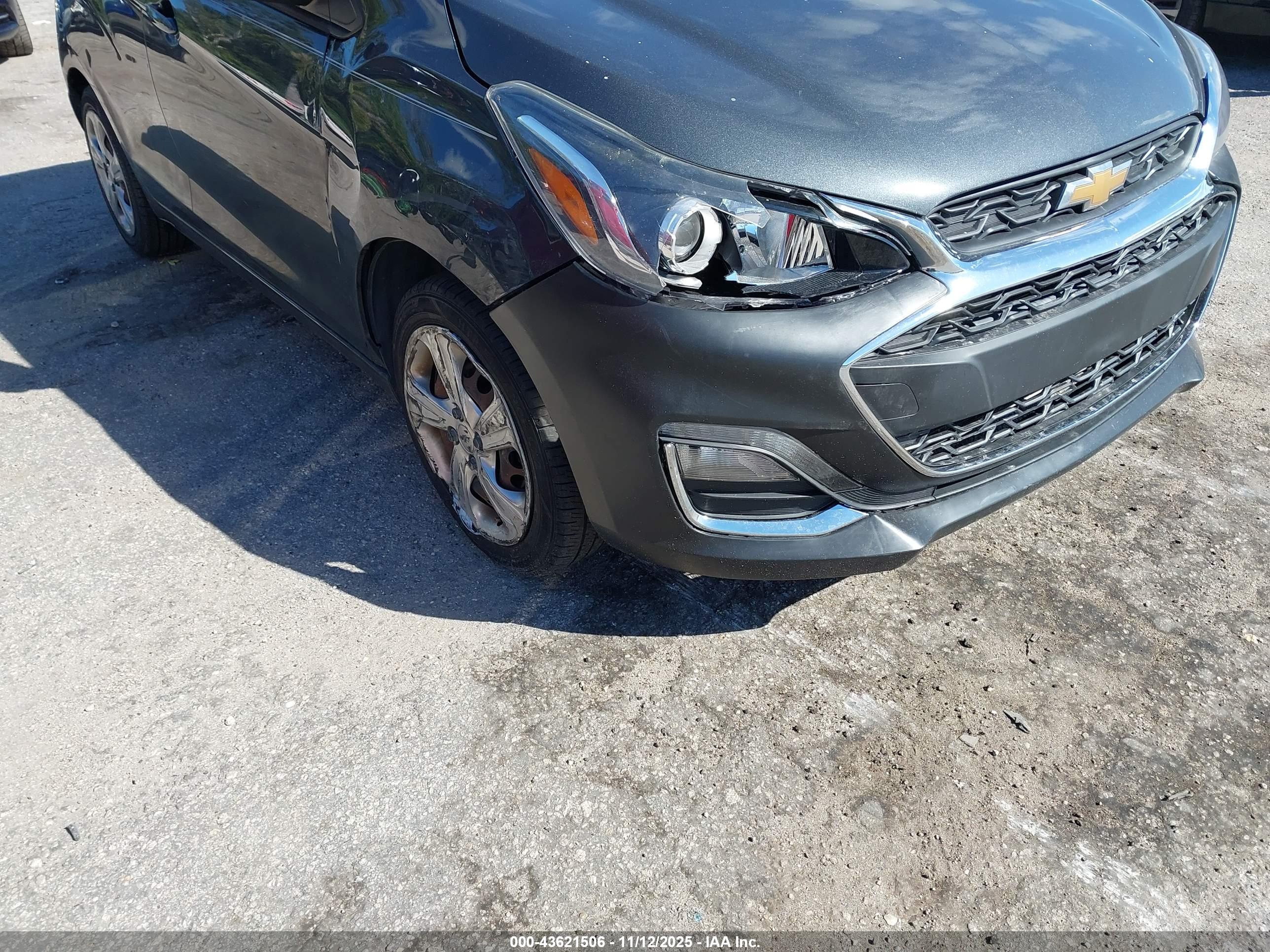 CHEVROLET SPARK image 6