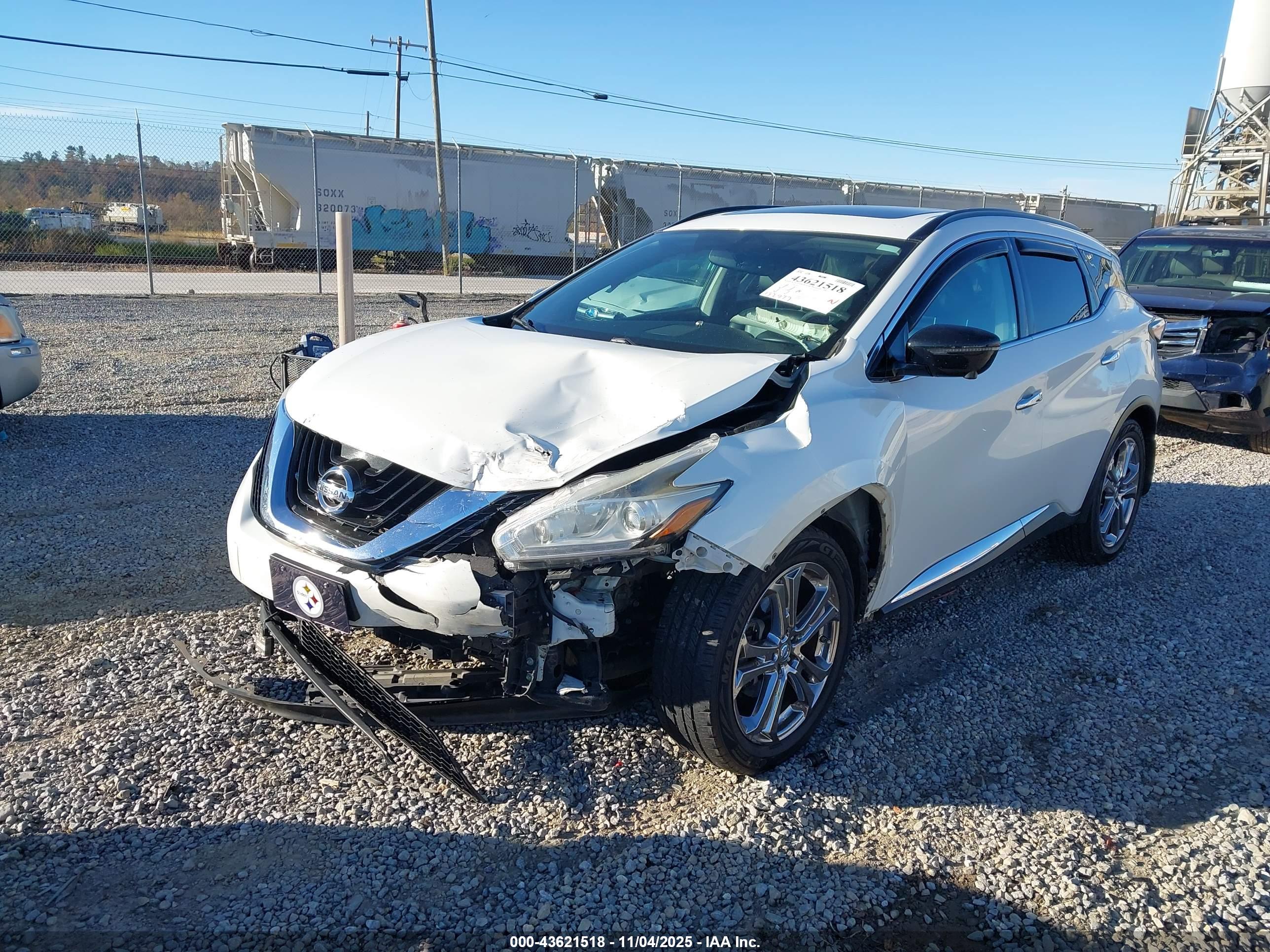 NISSAN MURANO image 2