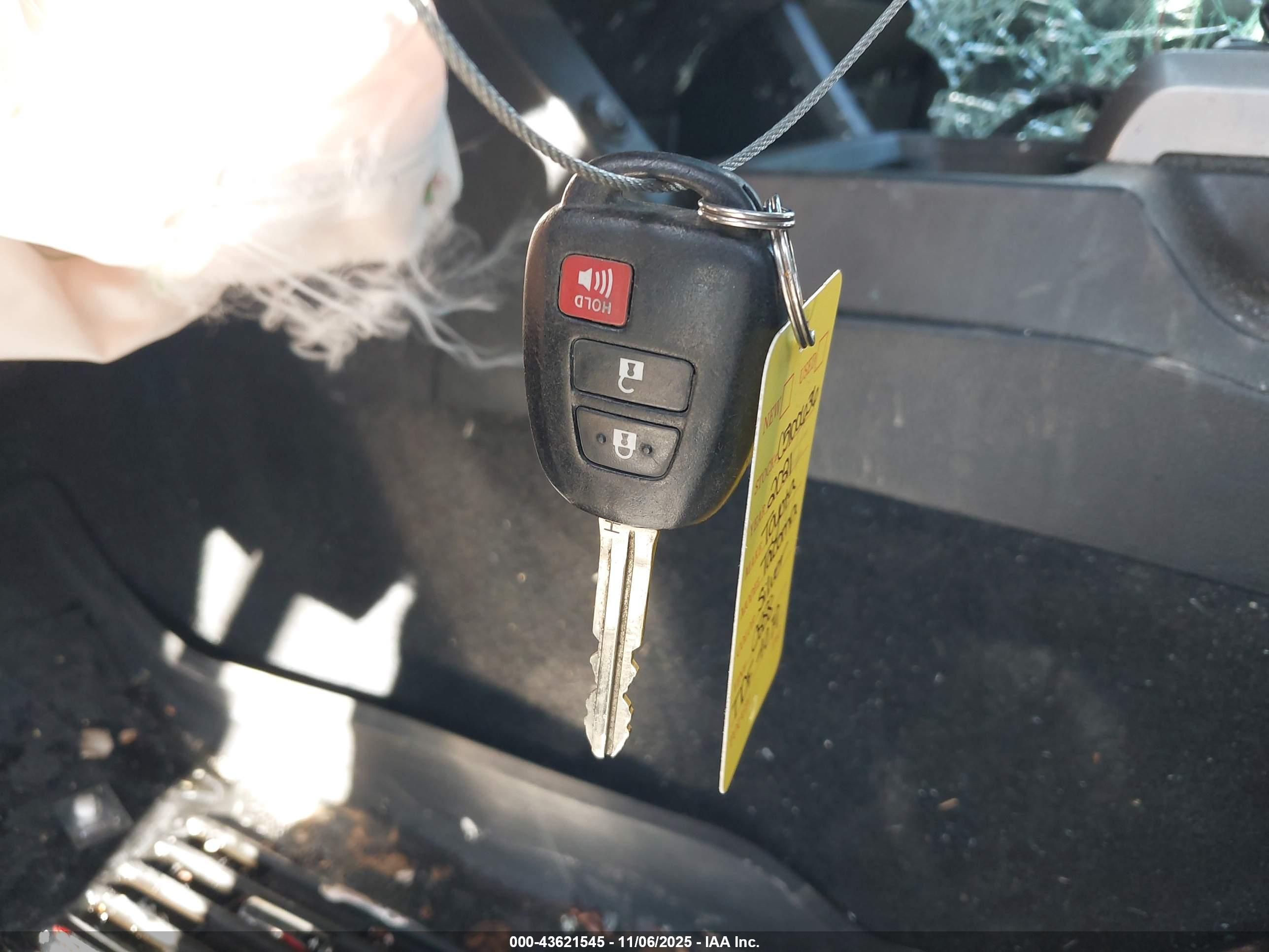 TOYOTA TACOMA image 11