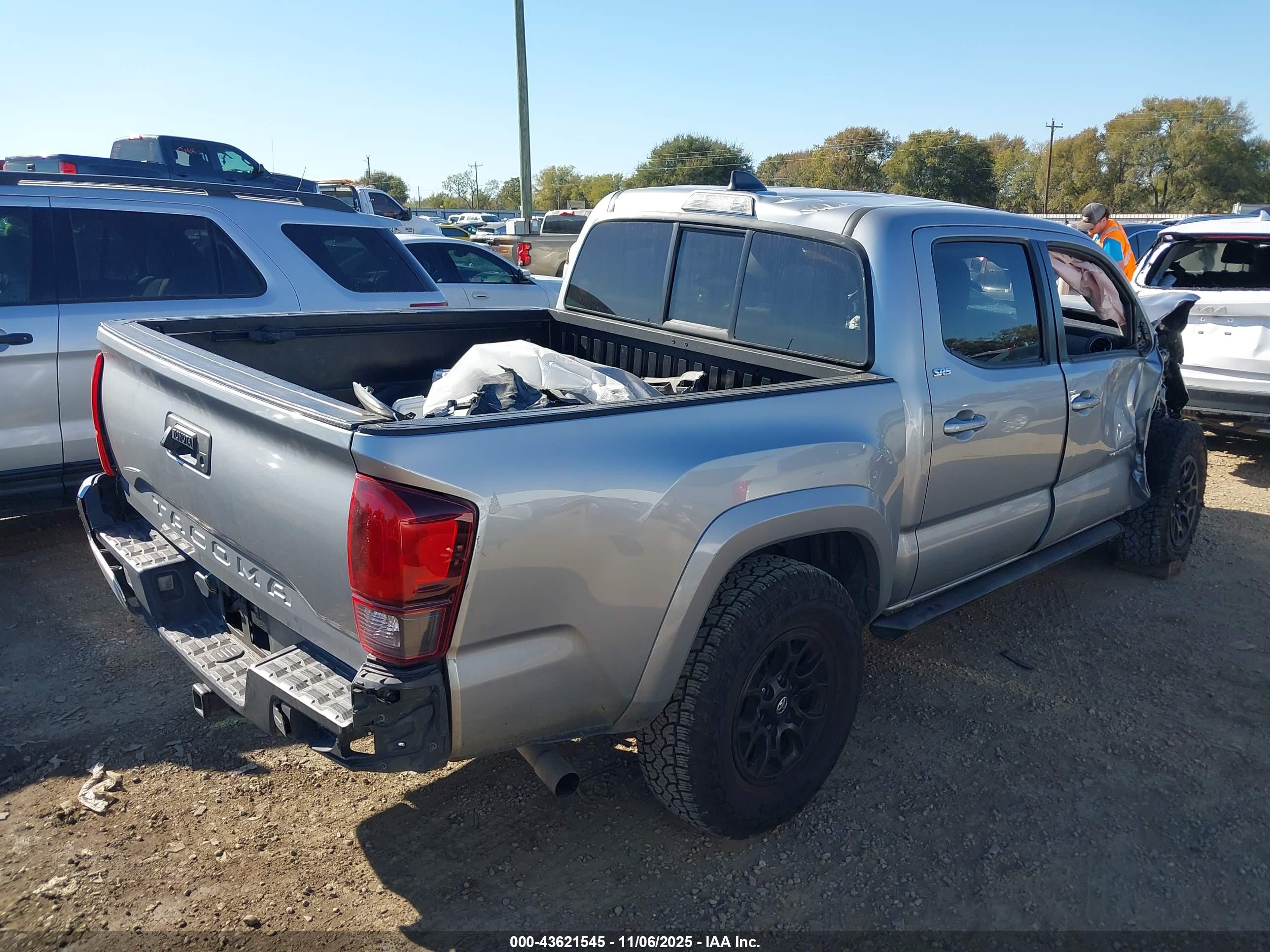 TOYOTA TACOMA image 4
