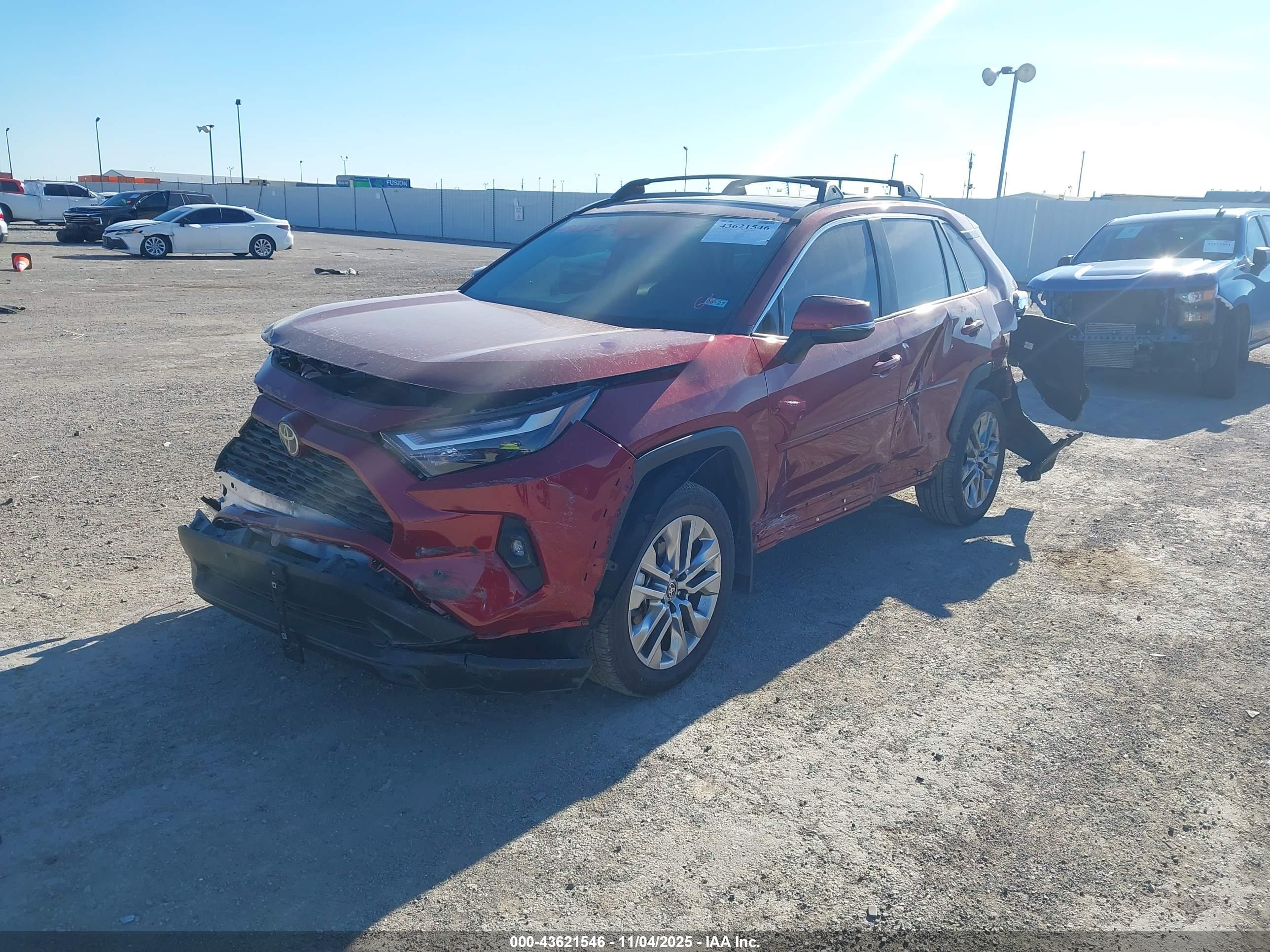 TOYOTA RAV4 image 2