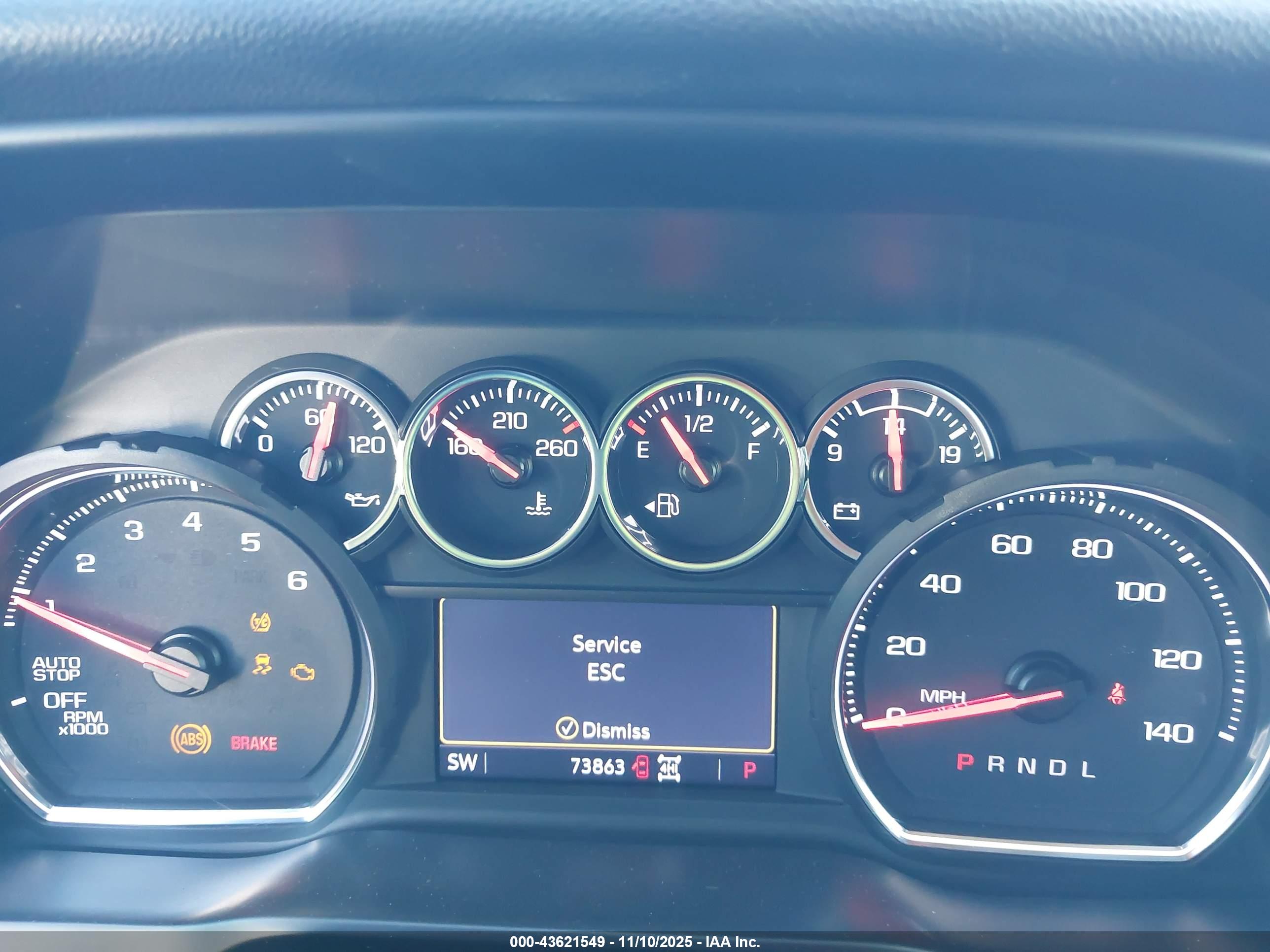 CHEVROLET SILVERADO image 7