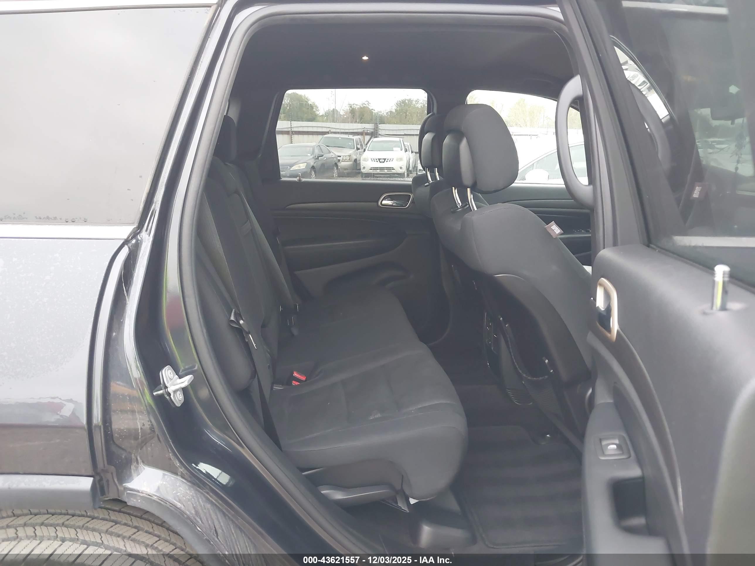 JEEP GRAND image 8