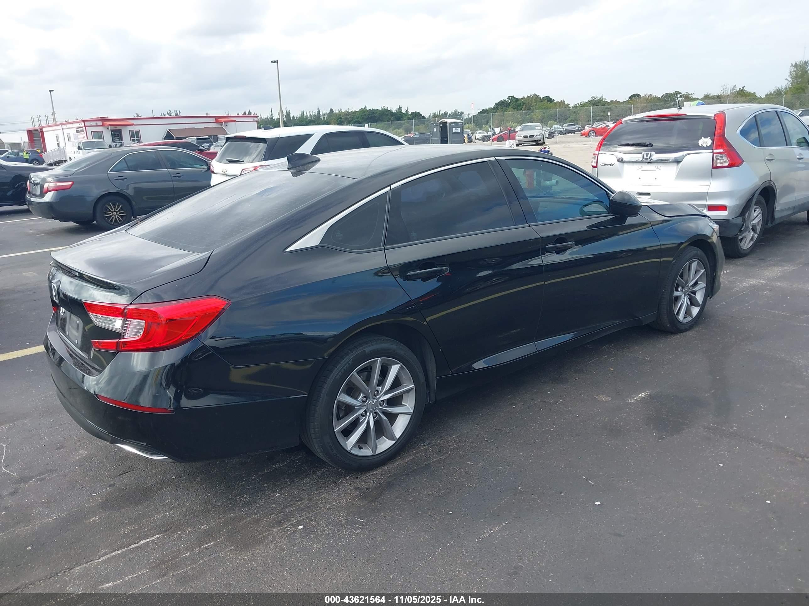 HONDA ACCORD image 4
