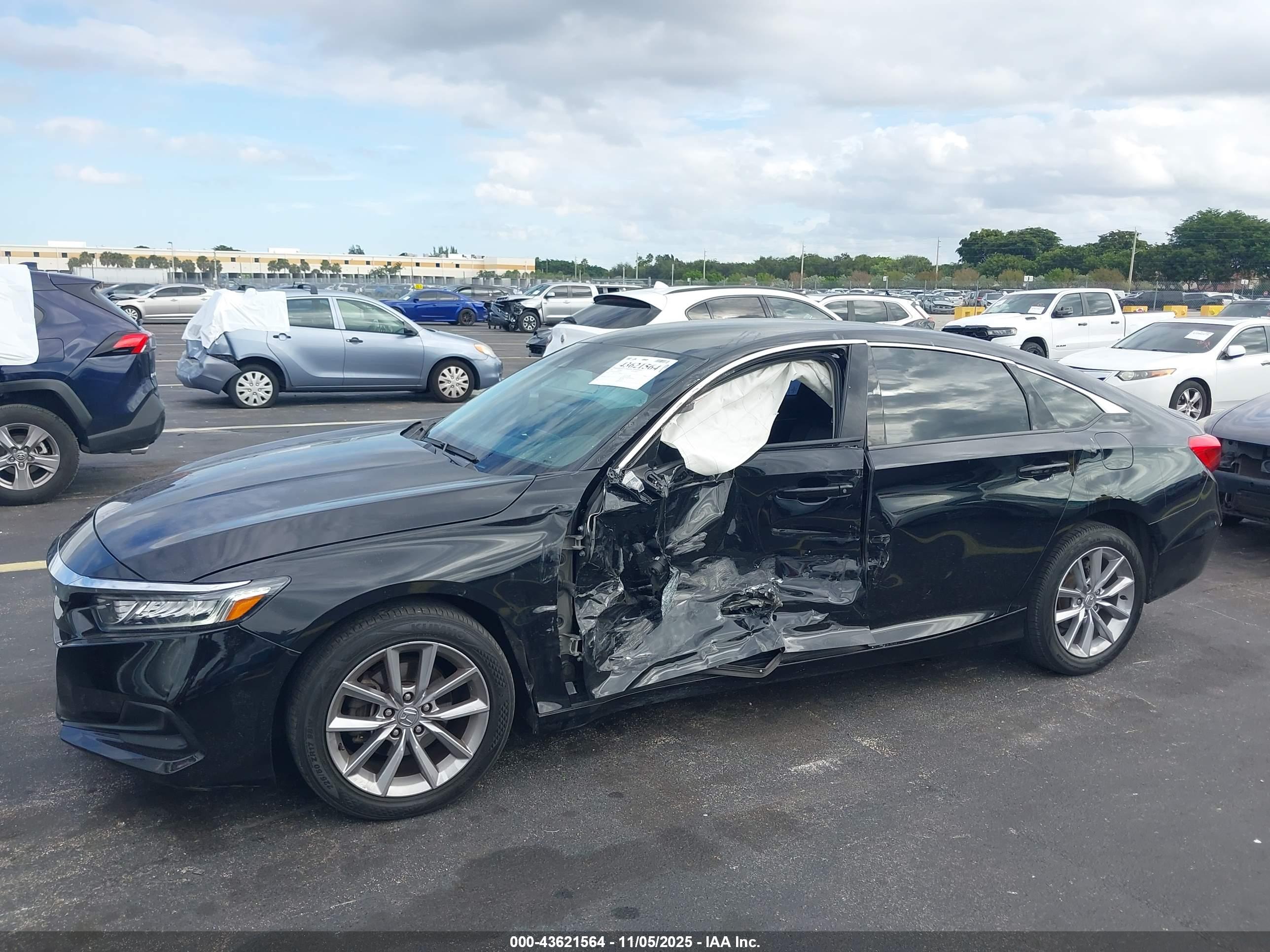 HONDA ACCORD image 6