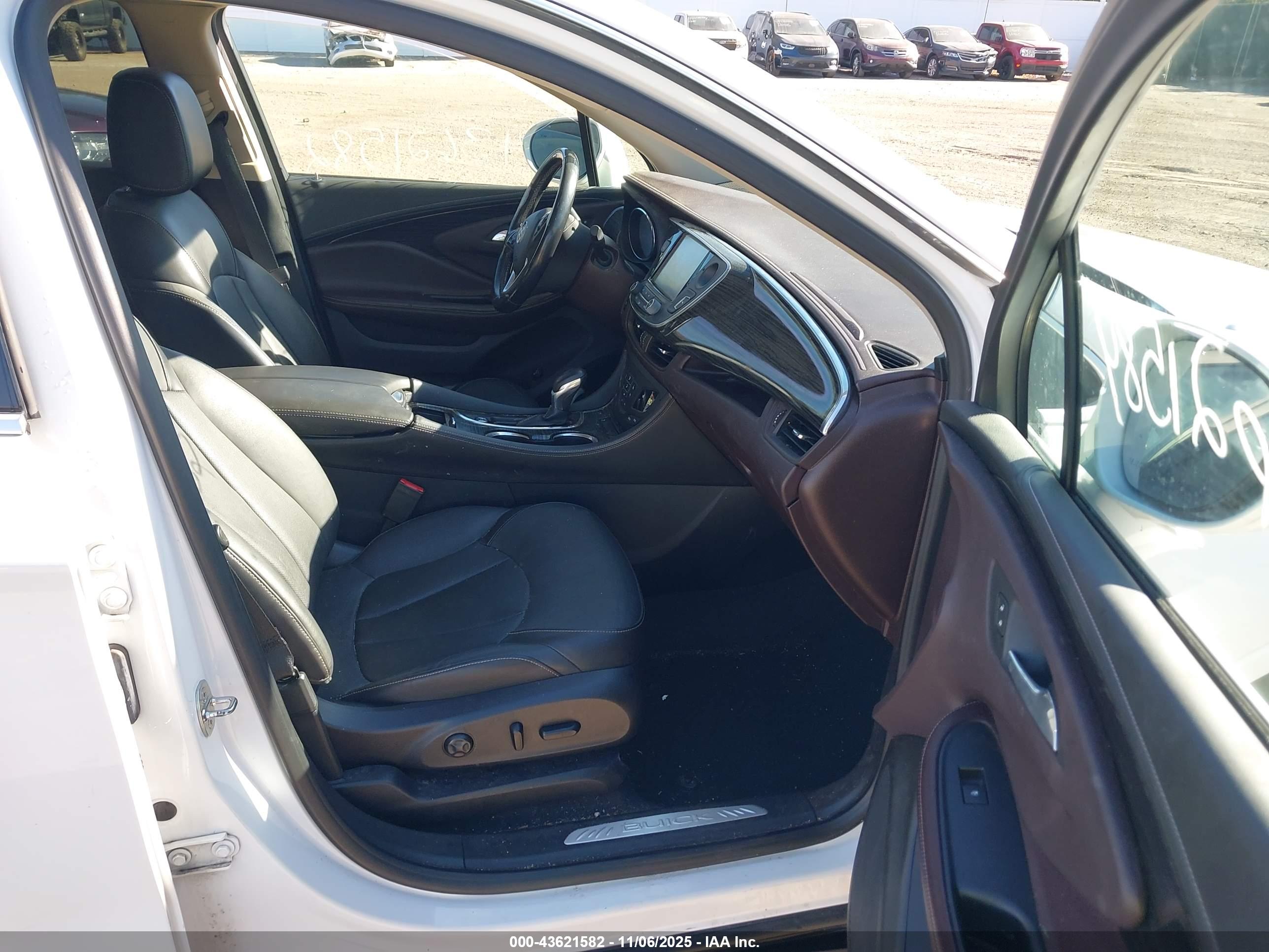 BUICK ENVISION image 5