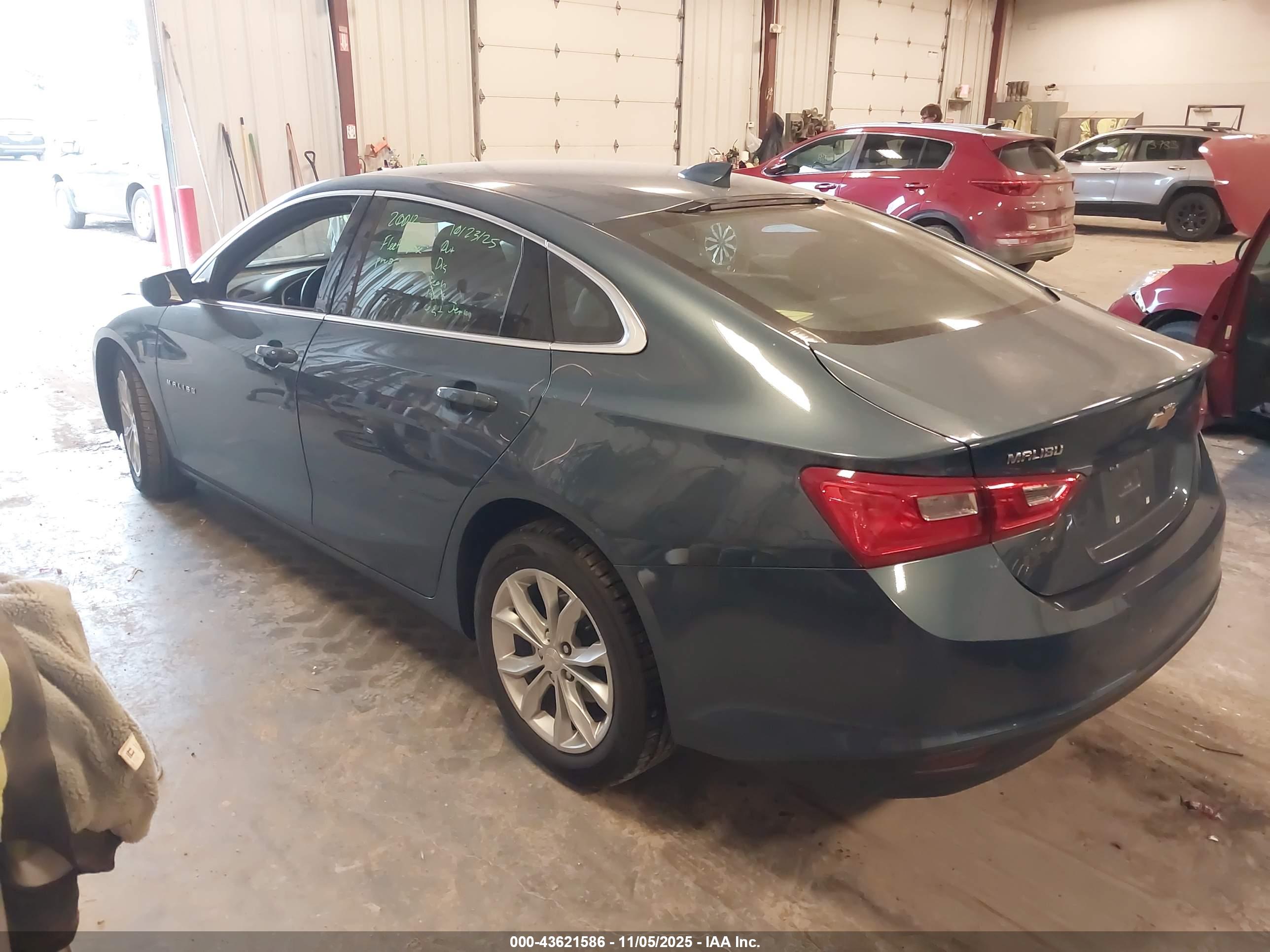 CHEVROLET MALIBU image 3