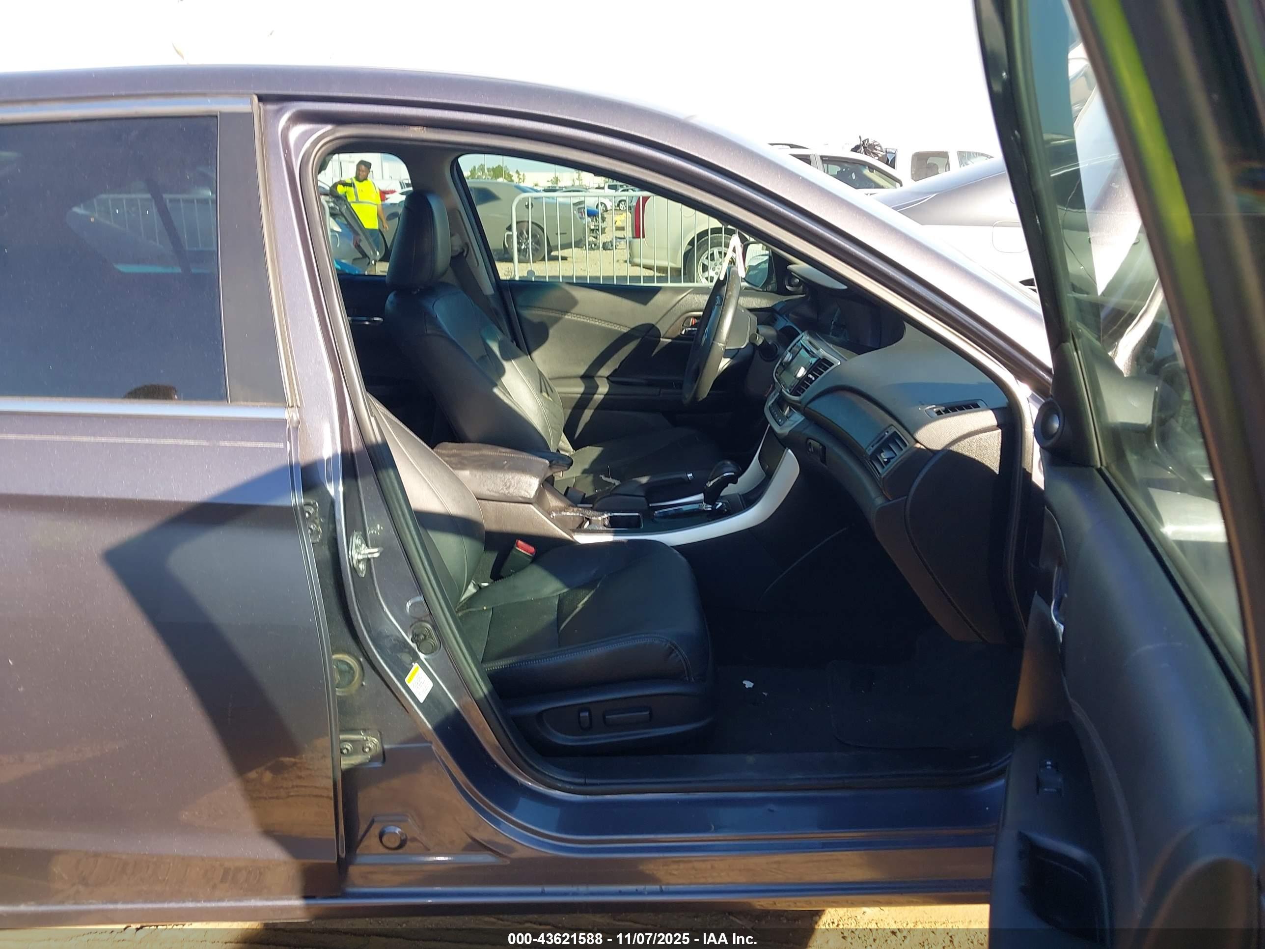 HONDA ACCORD image 5