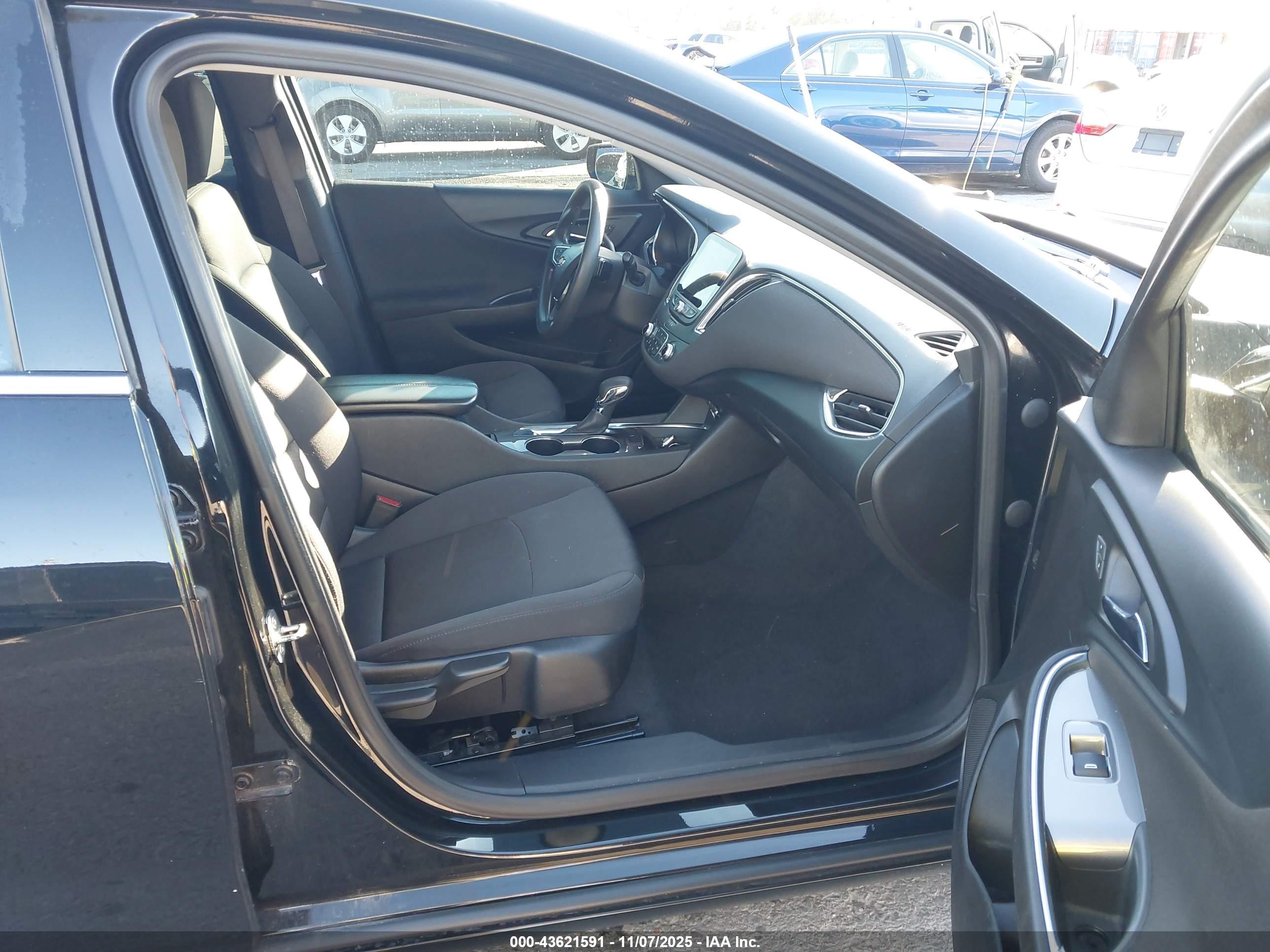 CHEVROLET MALIBU image 5