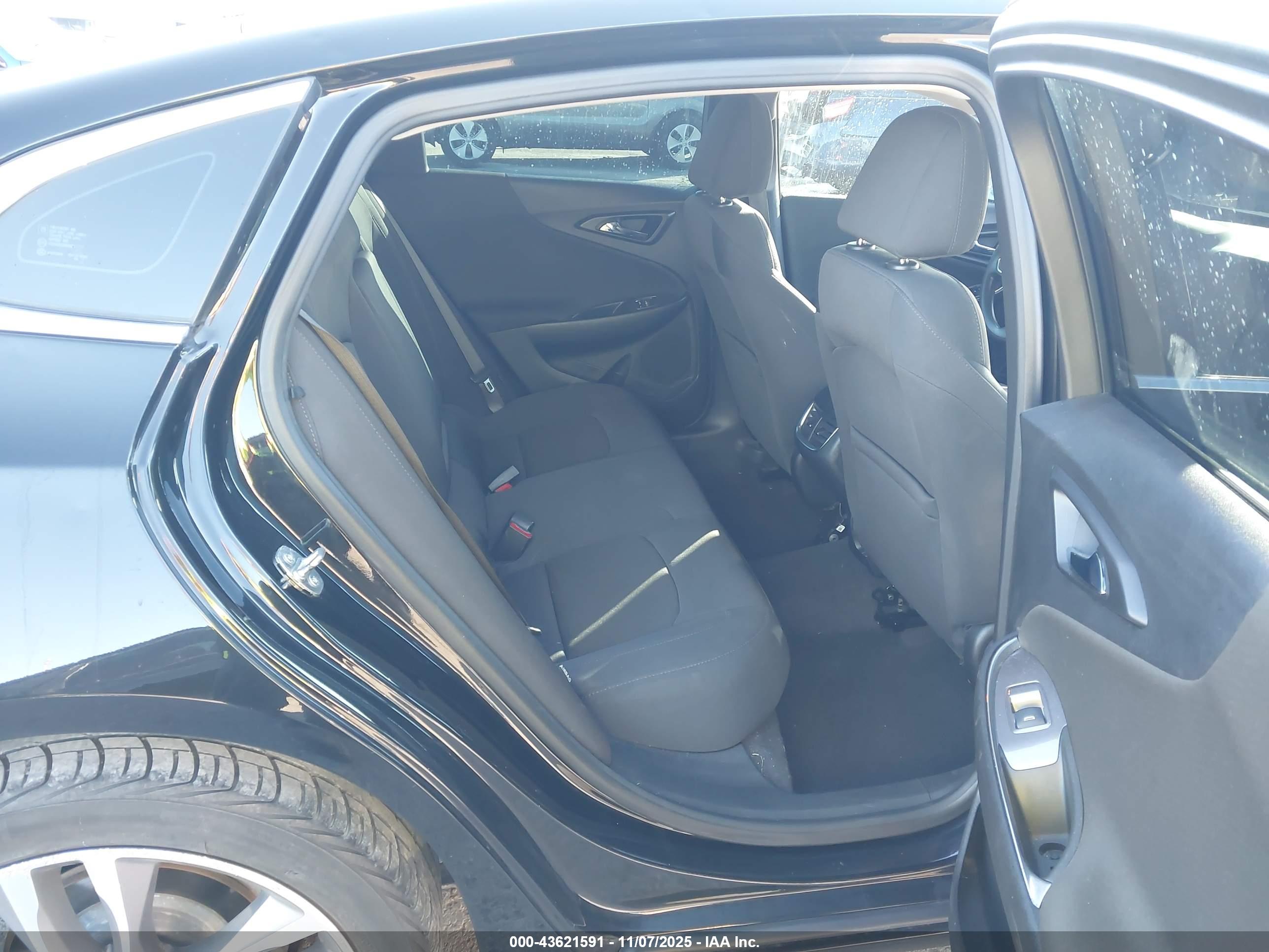 CHEVROLET MALIBU image 8