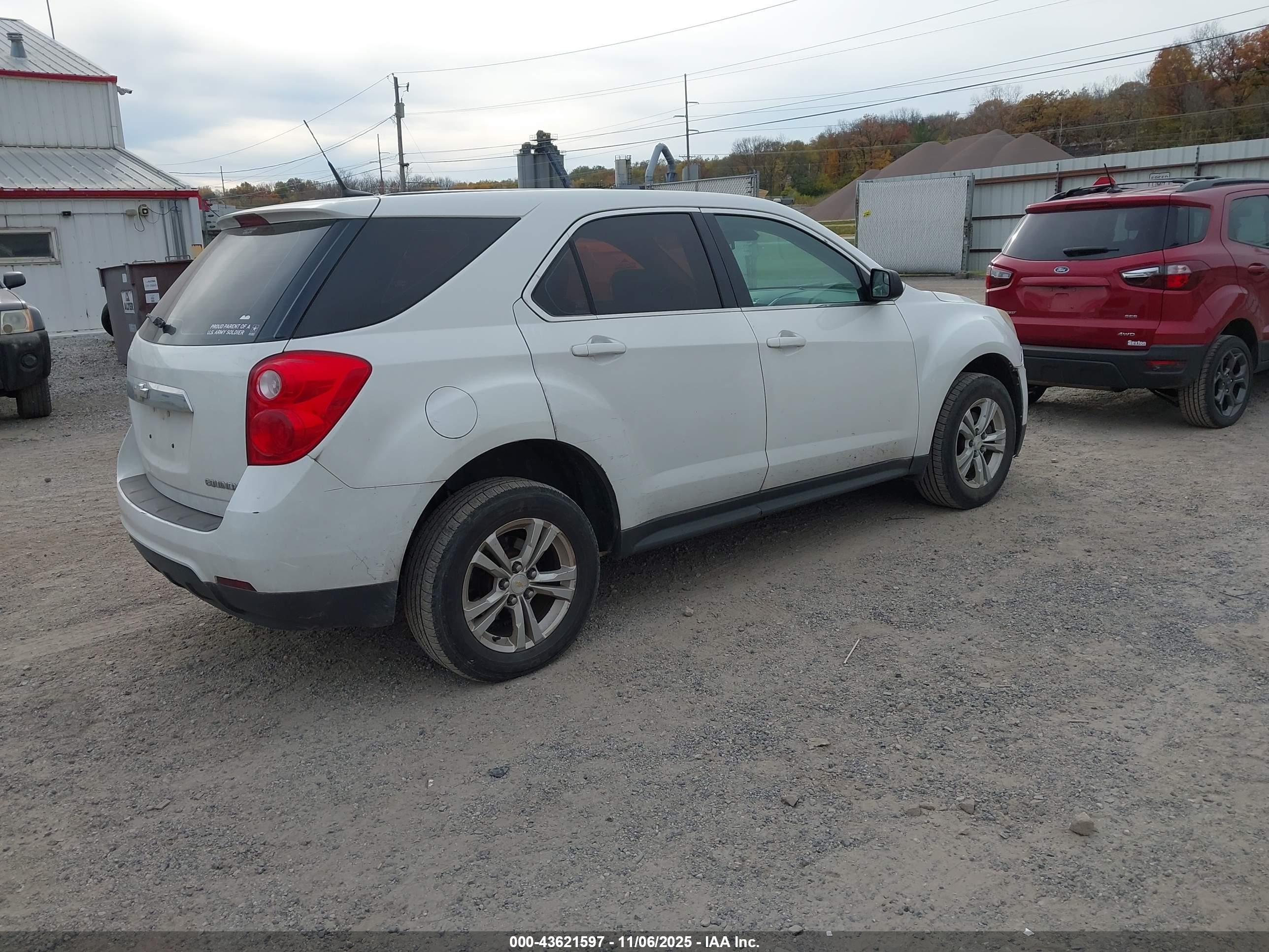 CHEVROLET EQUINOX image 4