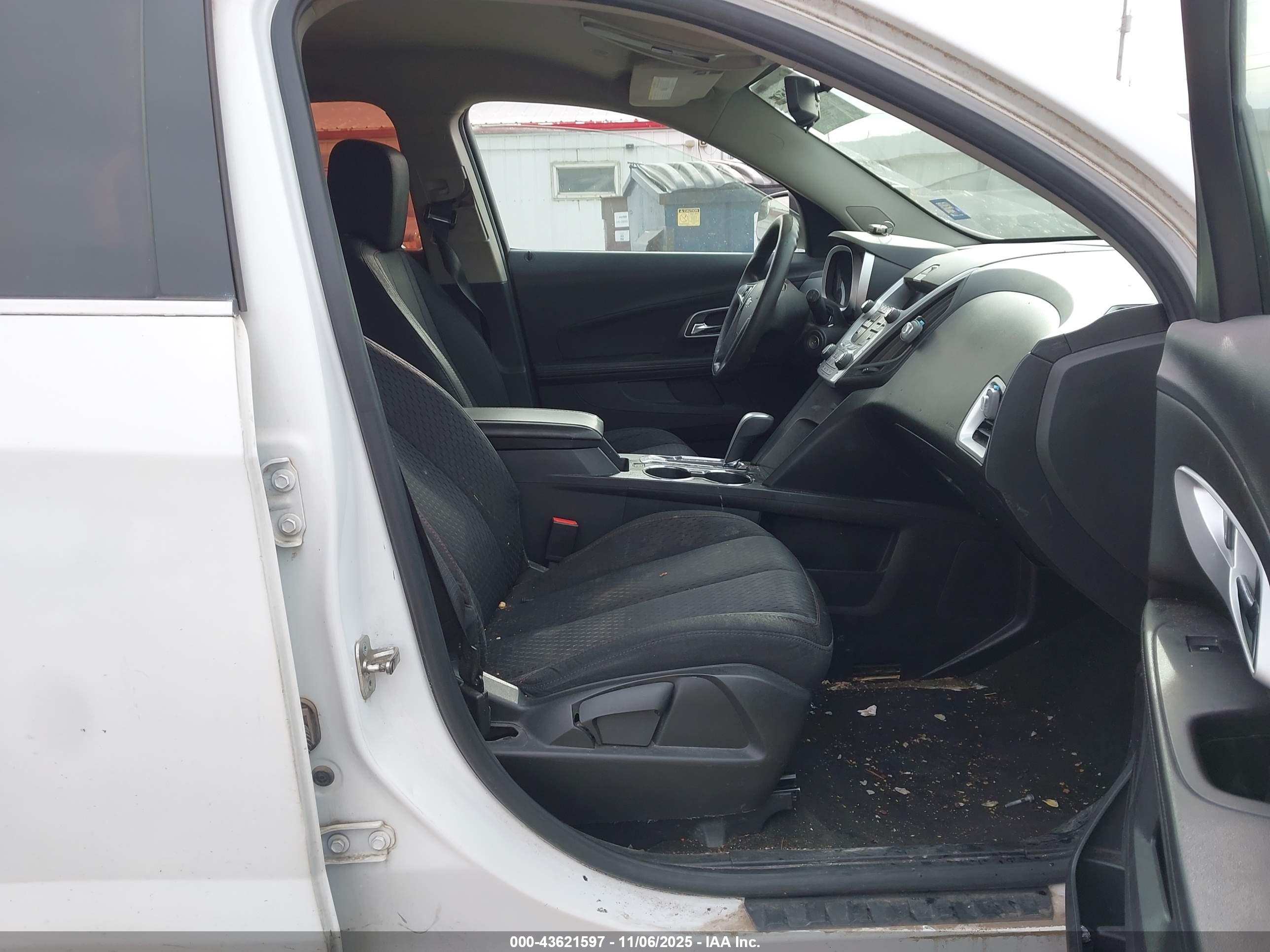 CHEVROLET EQUINOX image 5
