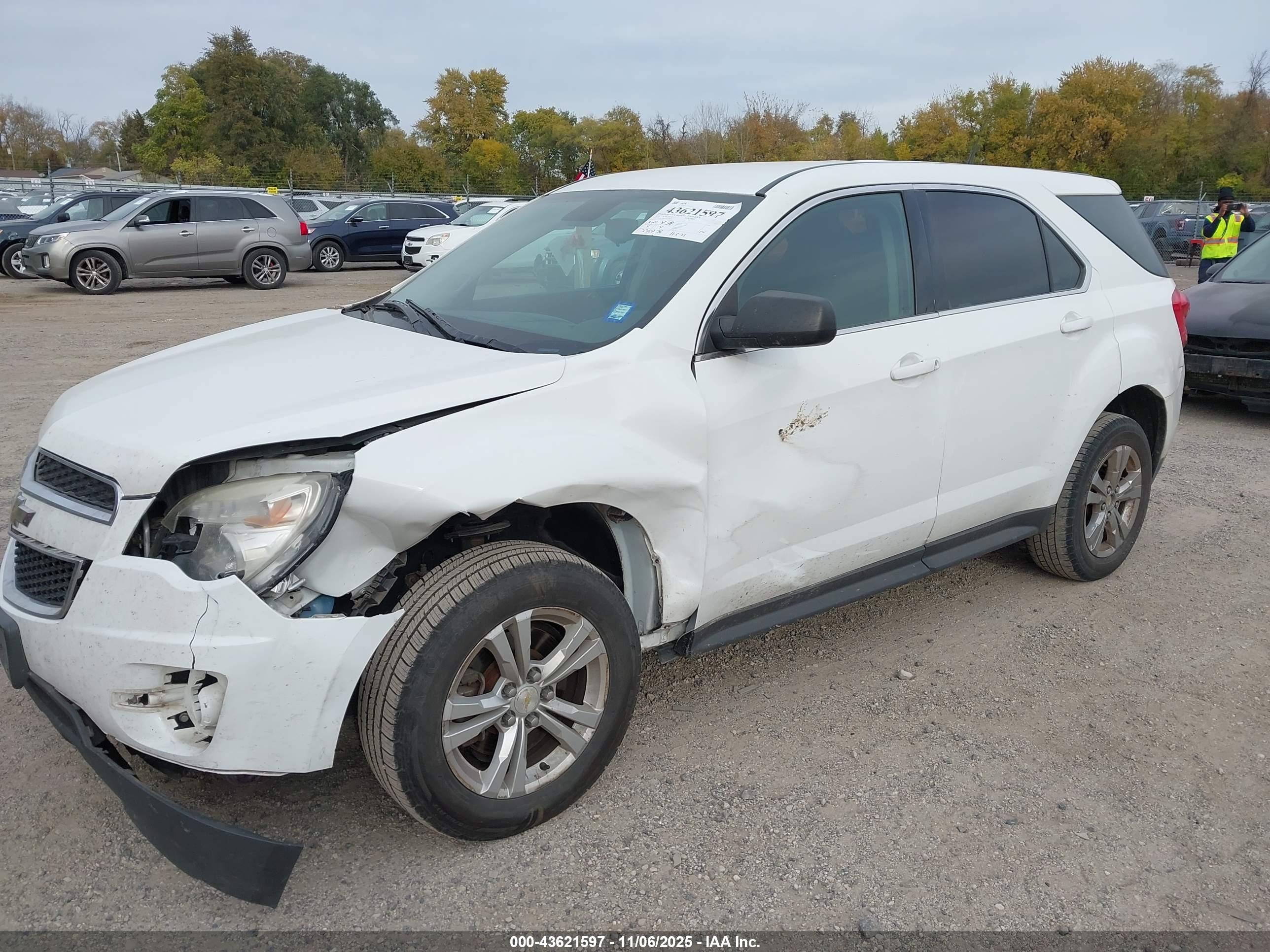 CHEVROLET EQUINOX image 6