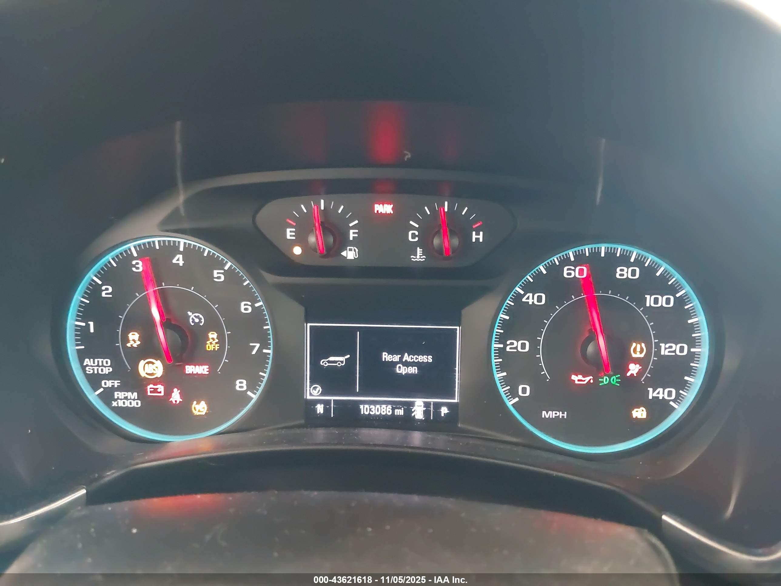 CHEVROLET EQUINOX image 7