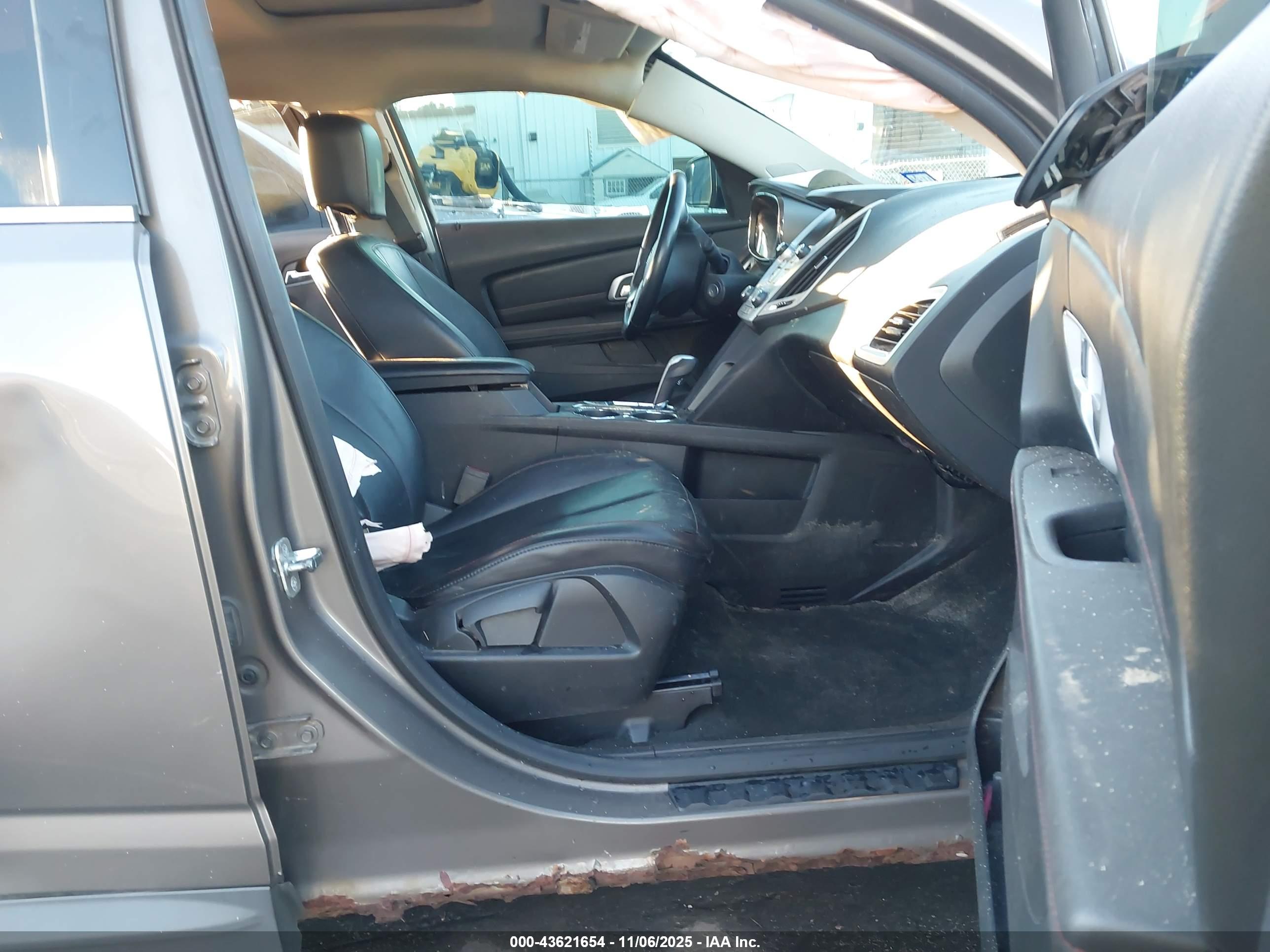 GMC TERRAIN image 5