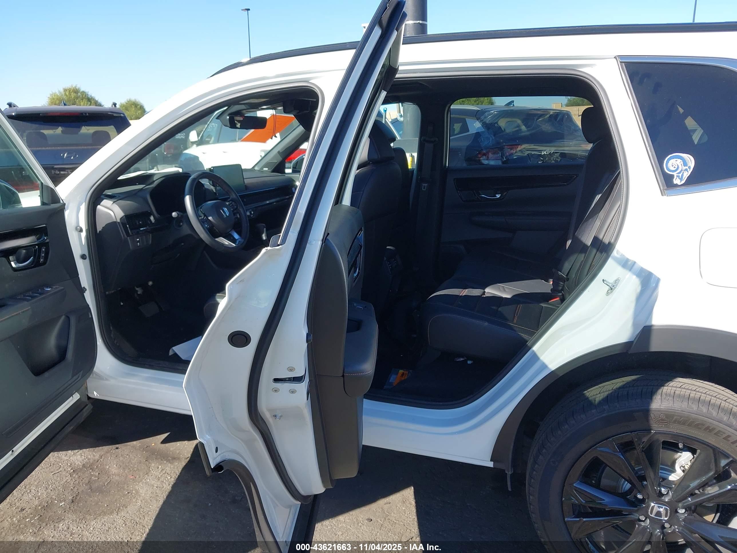 HONDA CR-V image 8