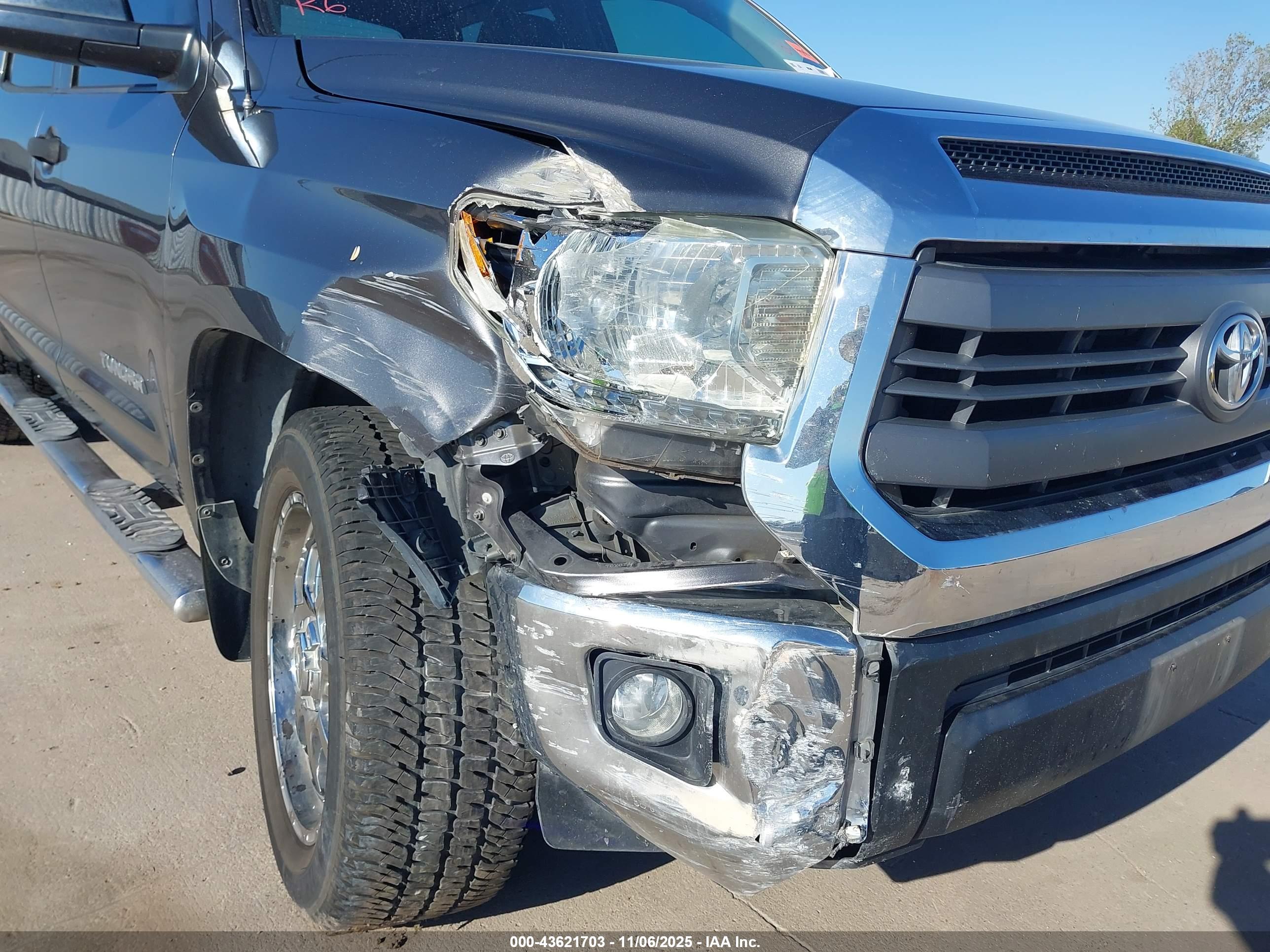 TOYOTA TUNDRA image 6