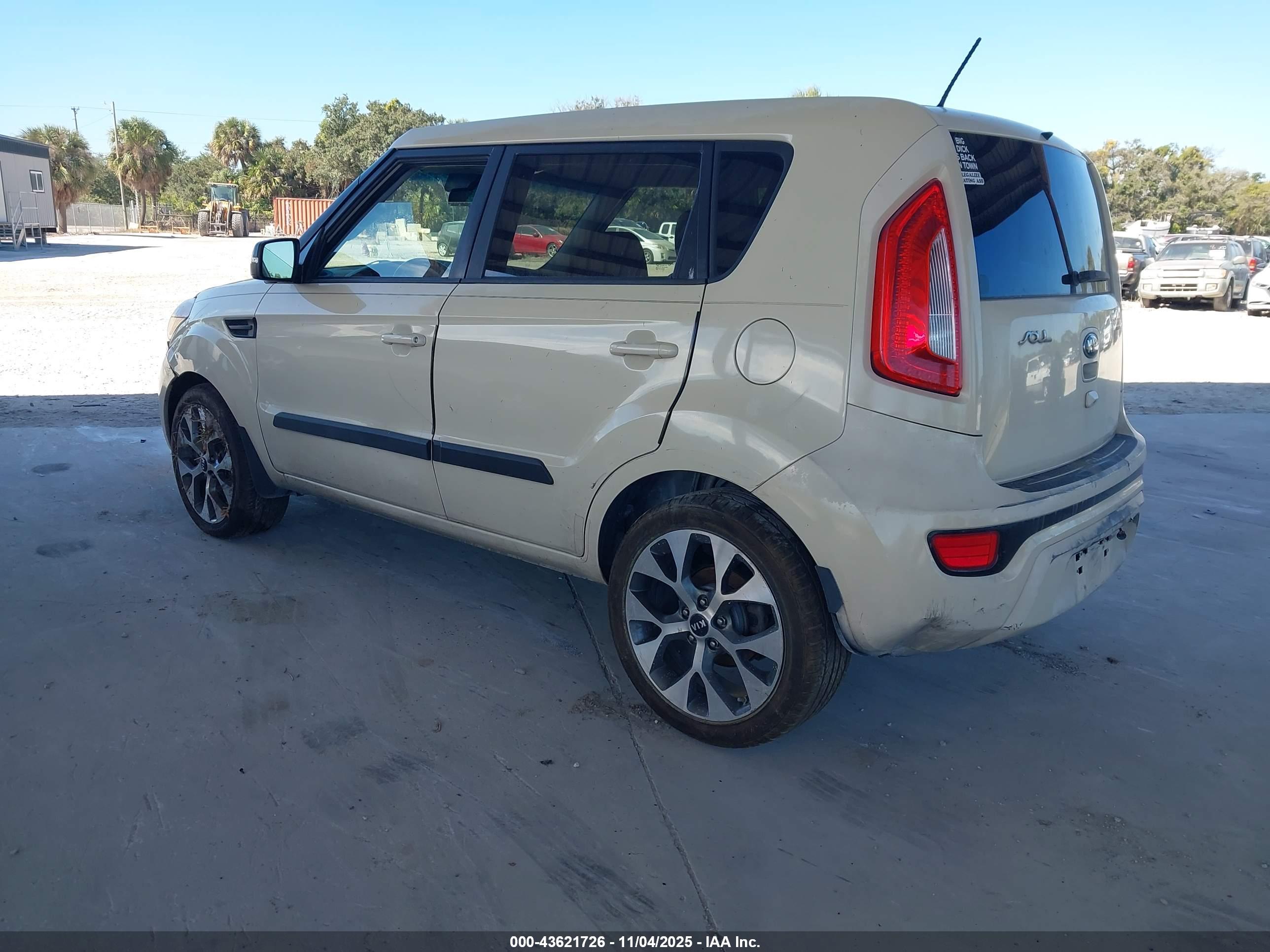 KIA SOUL image 3