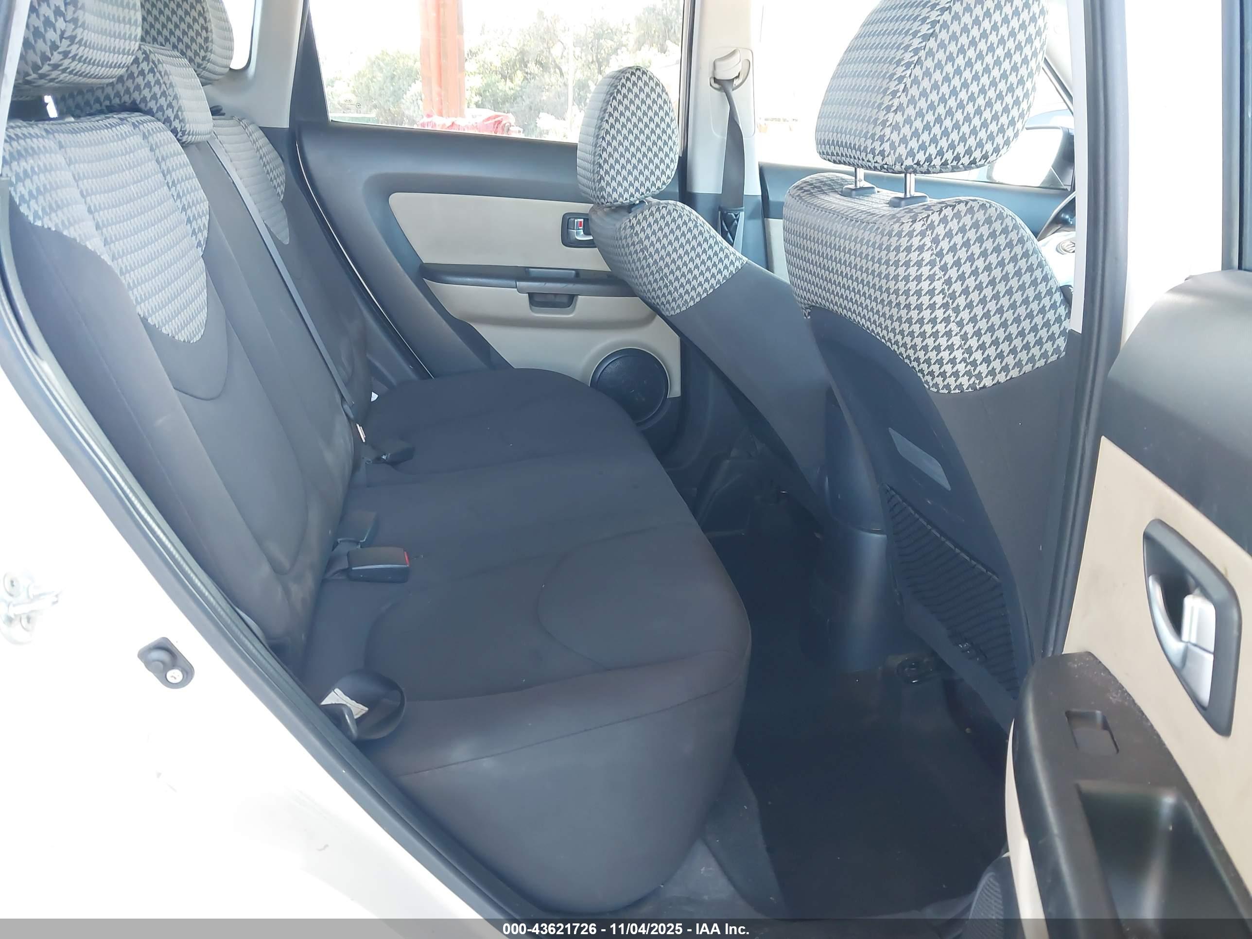 KIA SOUL image 8