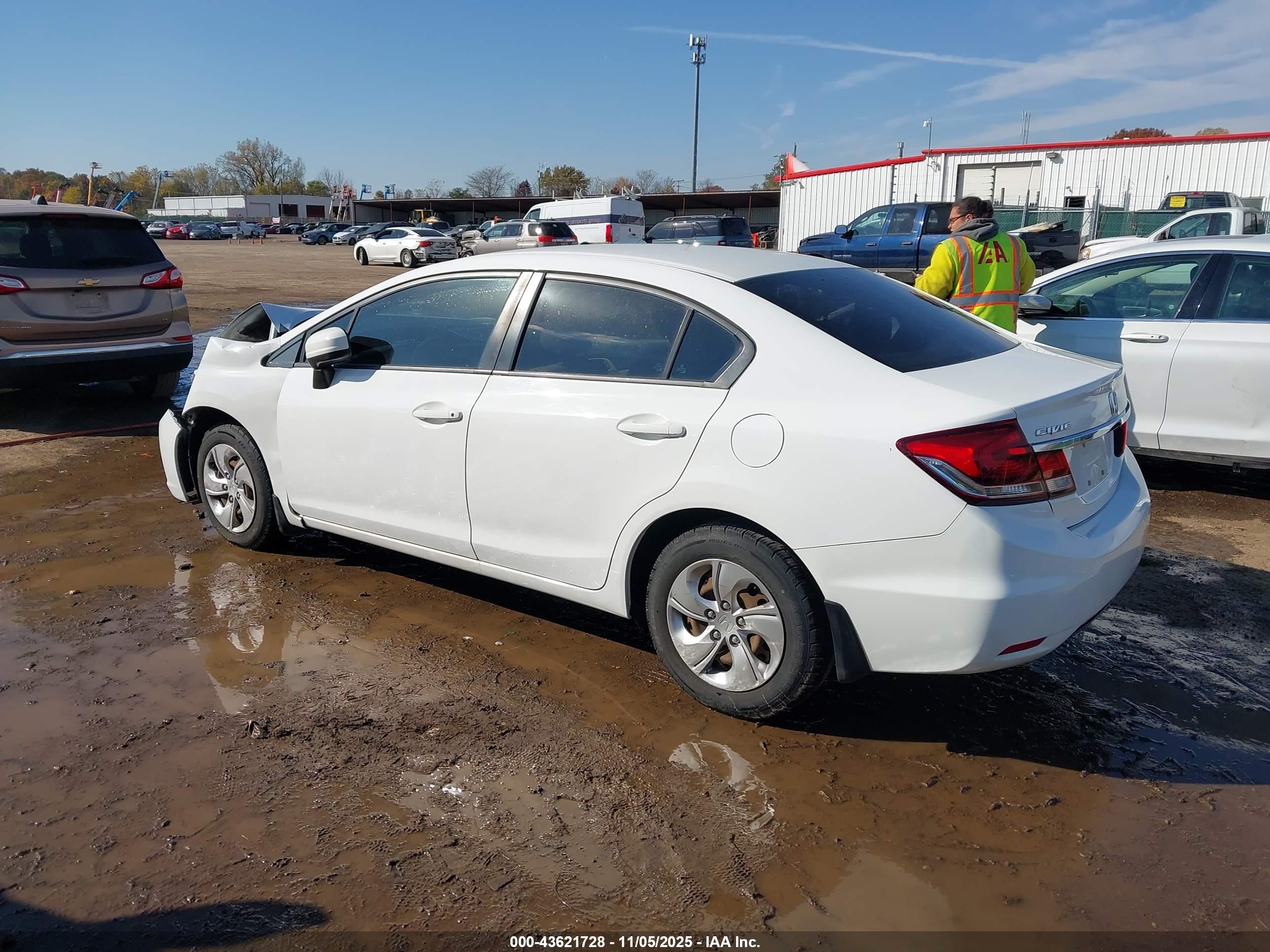 HONDA CIVIC image 3