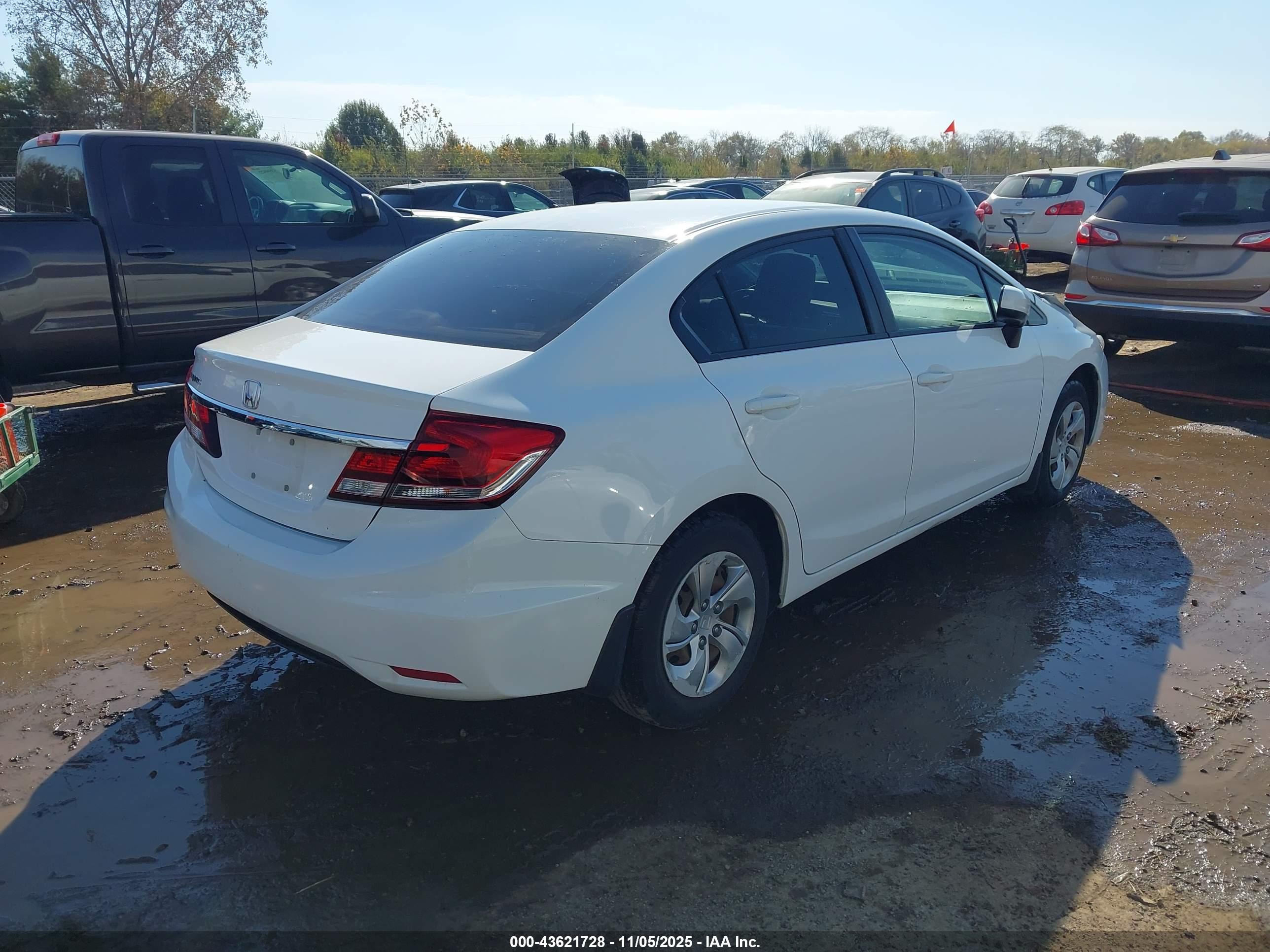 HONDA CIVIC image 4