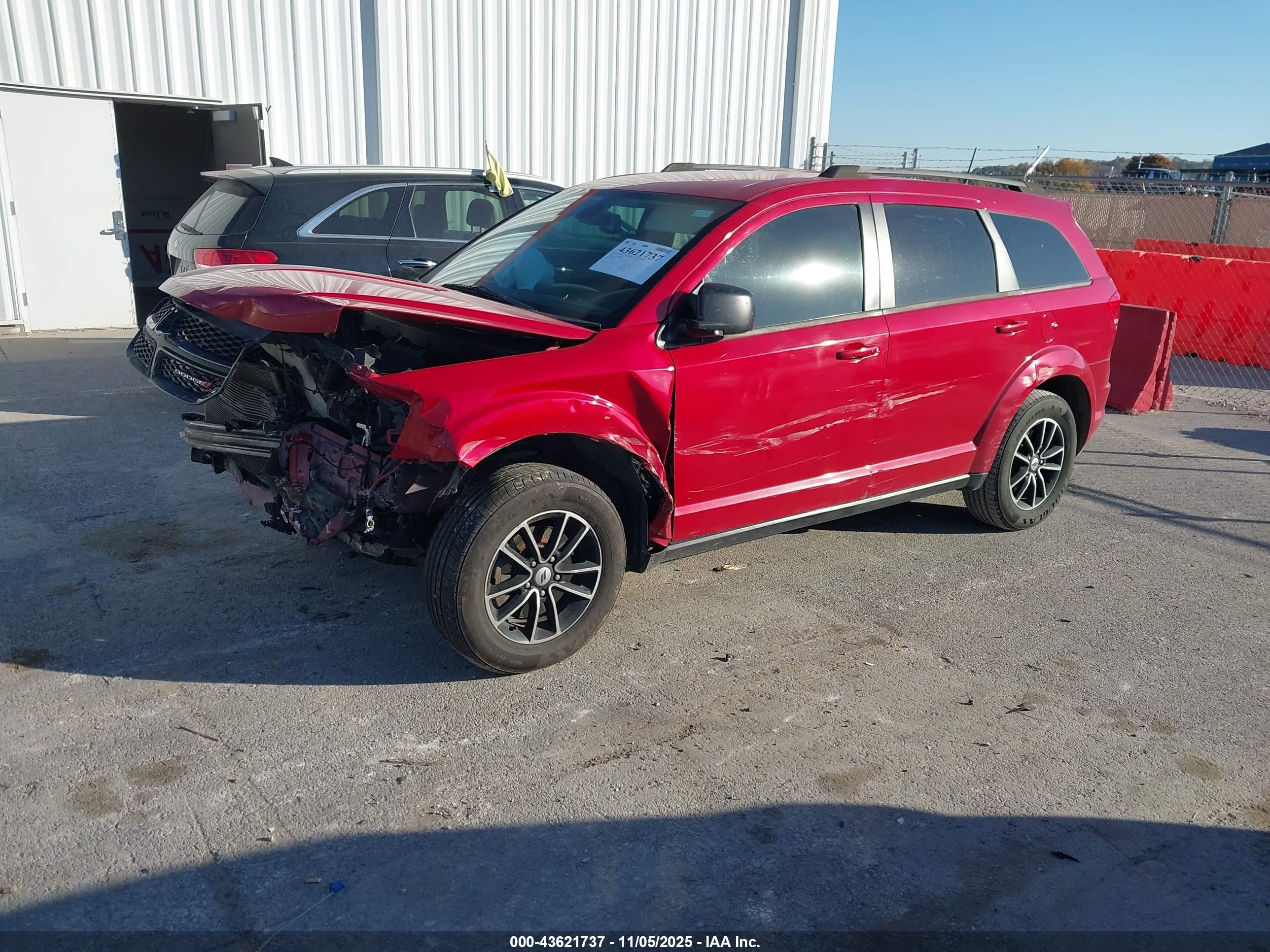 DODGE JOURNEY image 2